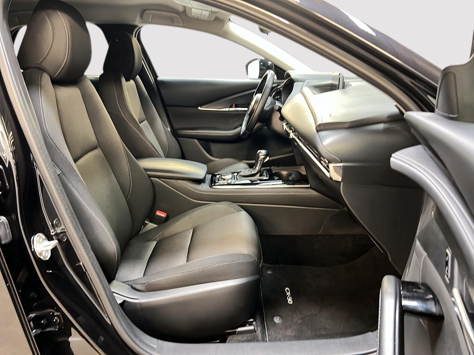 Mazda CX-30 GS 4RM 2023 - image #8