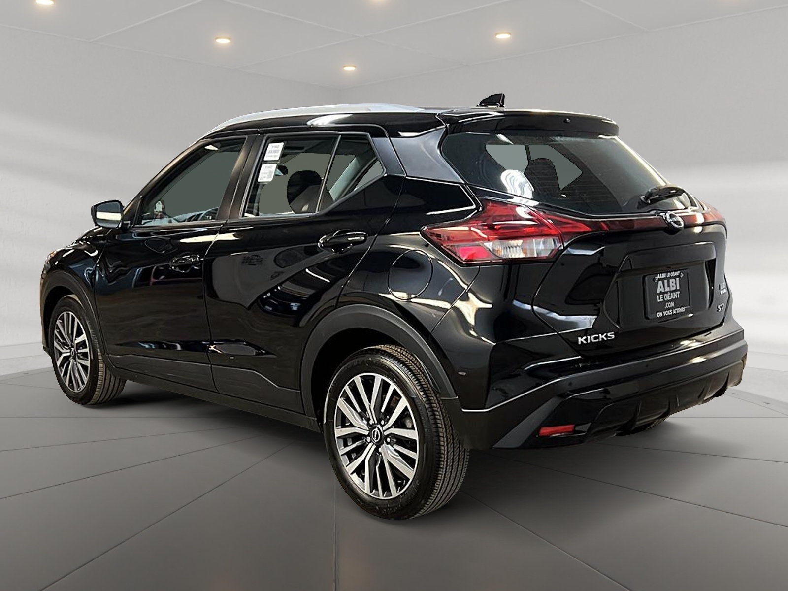 Nissan Kicks 2023 - Image #6