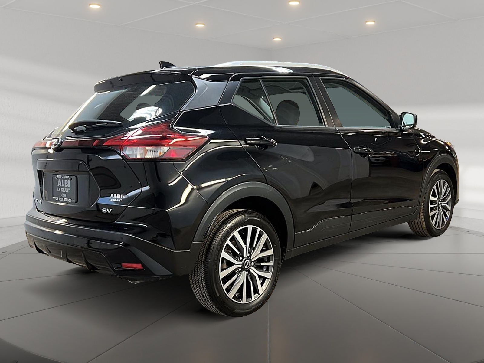 Nissan Kicks 2023 - Image #4