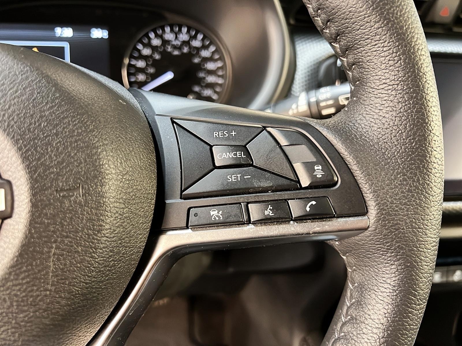 Nissan Kicks SV 2023 - image #18