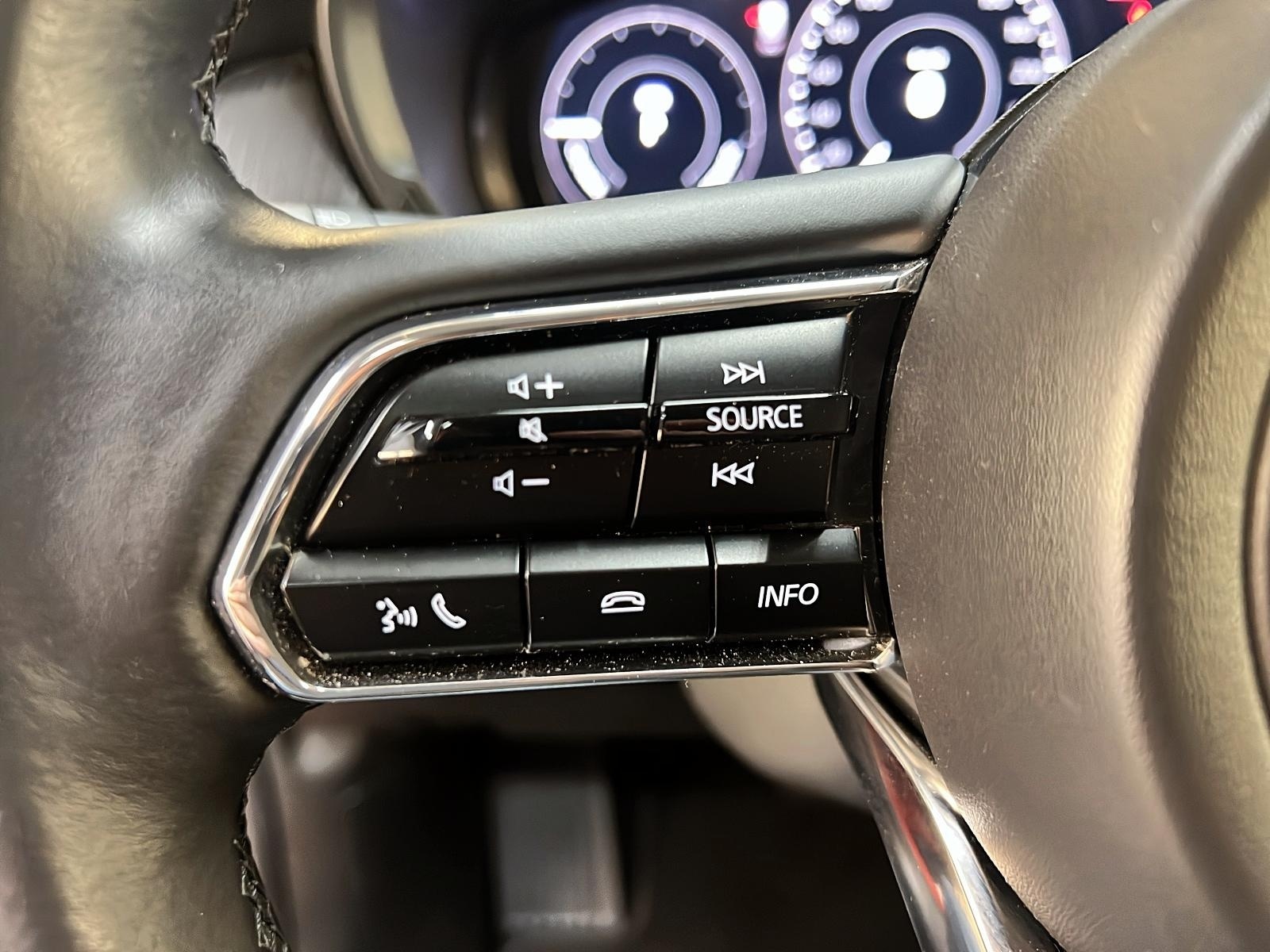 Mazda CX-90 GS LUXE PHEV CUIR TOIT PANO 4RM 2024 - image #24