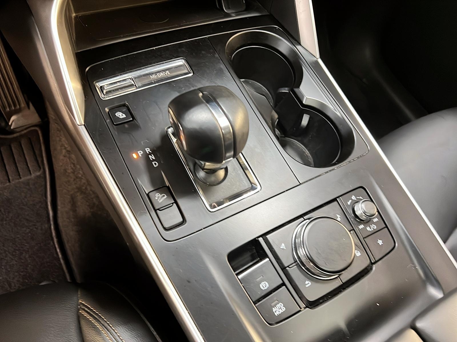 Mazda CX-90 GS LUXE PHEV CUIR TOIT PANO 4RM 2024 - image #17