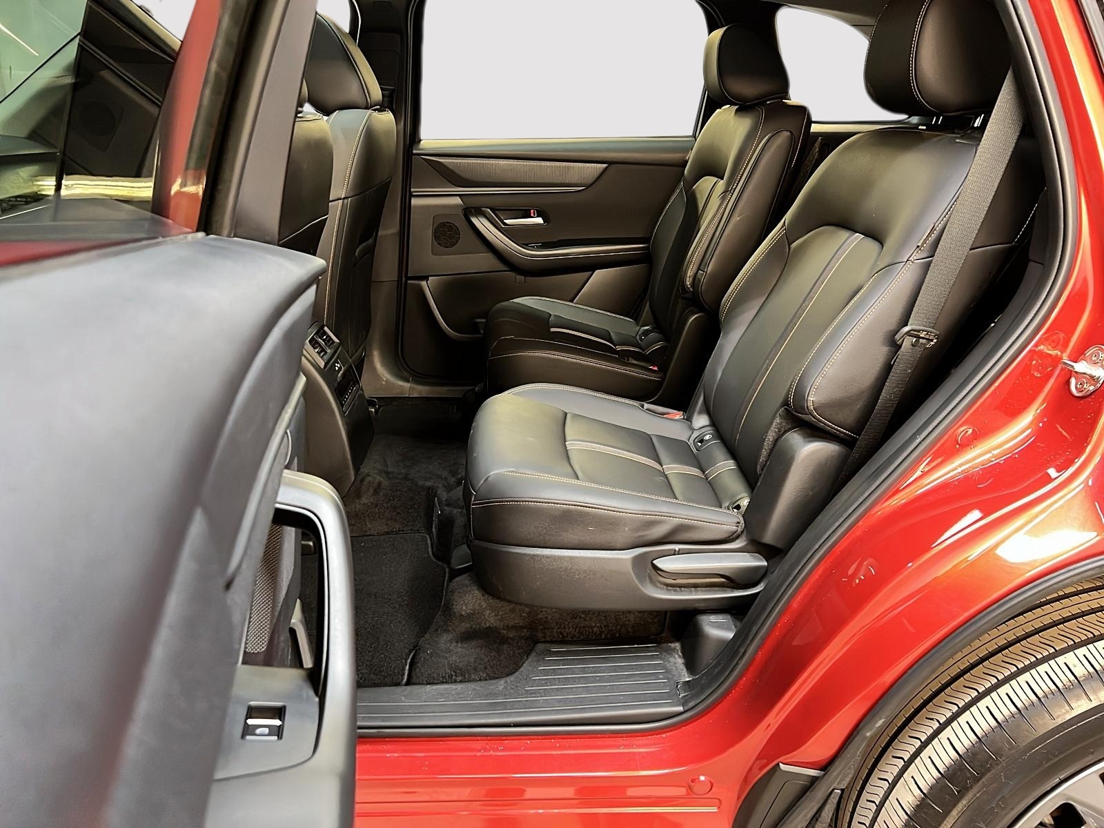 Mazda CX-90 GS LUXE PHEV CUIR TOIT PANO 4RM 2024 - image #9