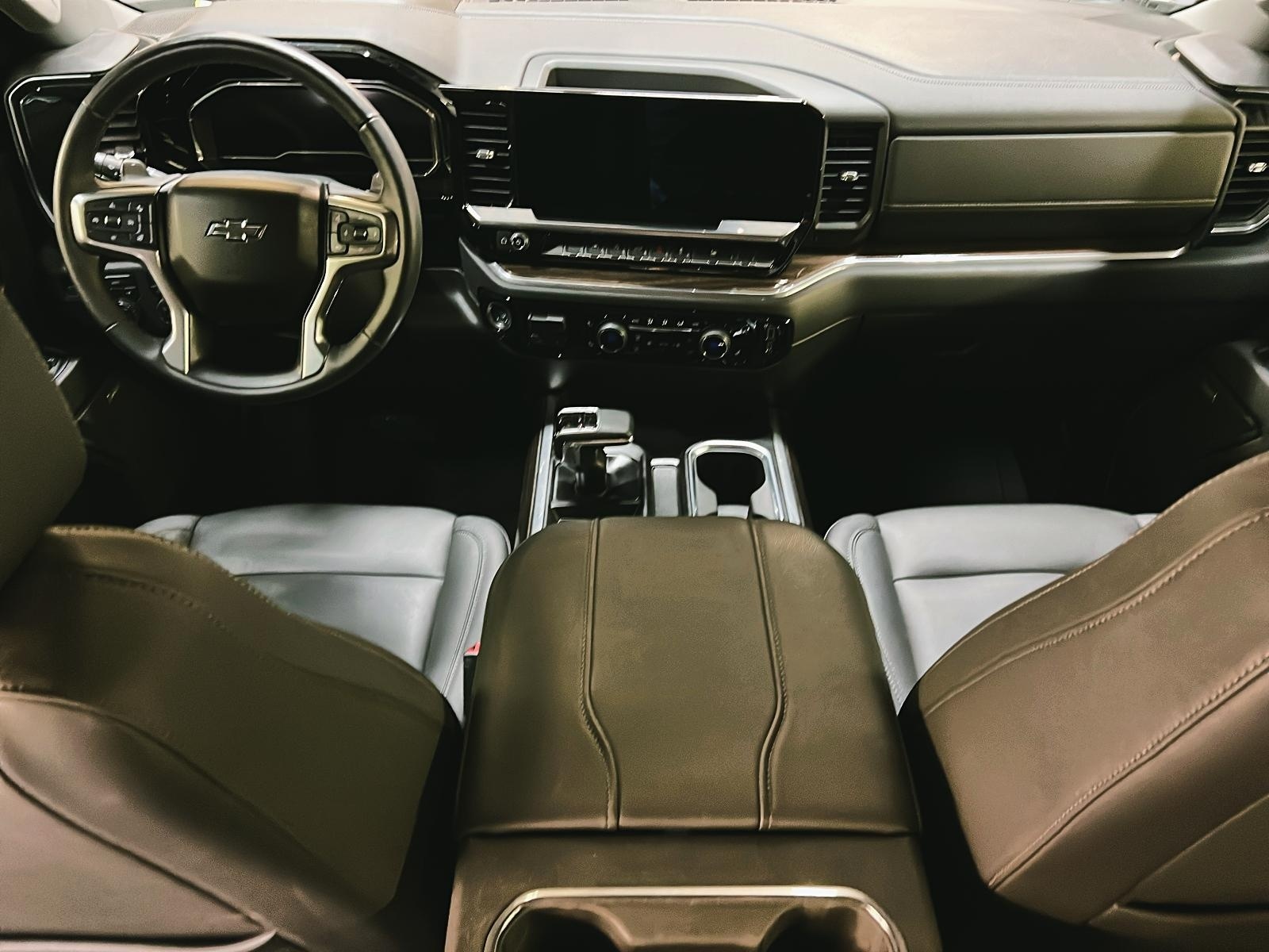 Chevrolet Silverado 1500 RST CREW CAB CUIR  4X4 2023 - image #10