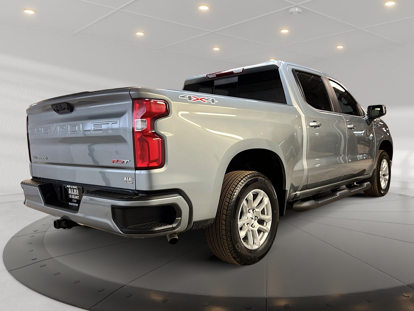 Chevrolet Silverado 1500 RST CREW CAB CUIR  4X4 2023 - image #4