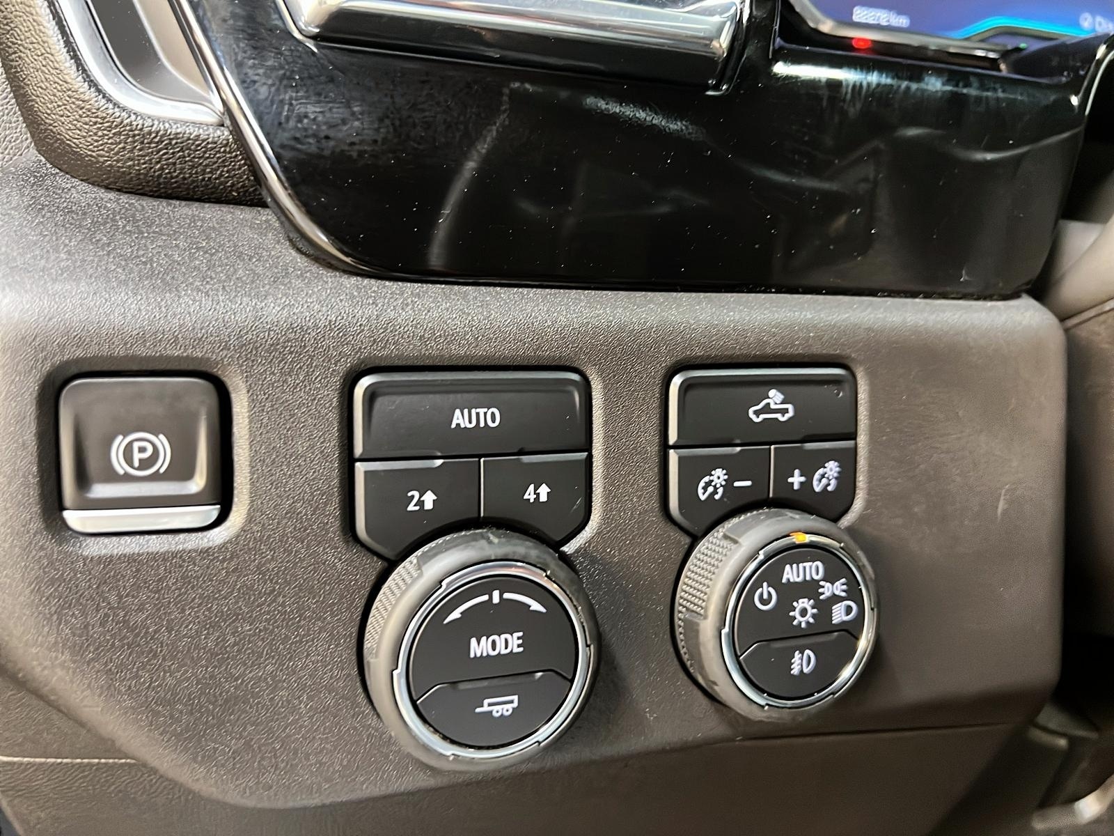 Chevrolet Silverado 1500 RST CREW CAB CUIR  4X4 2023 - image #21