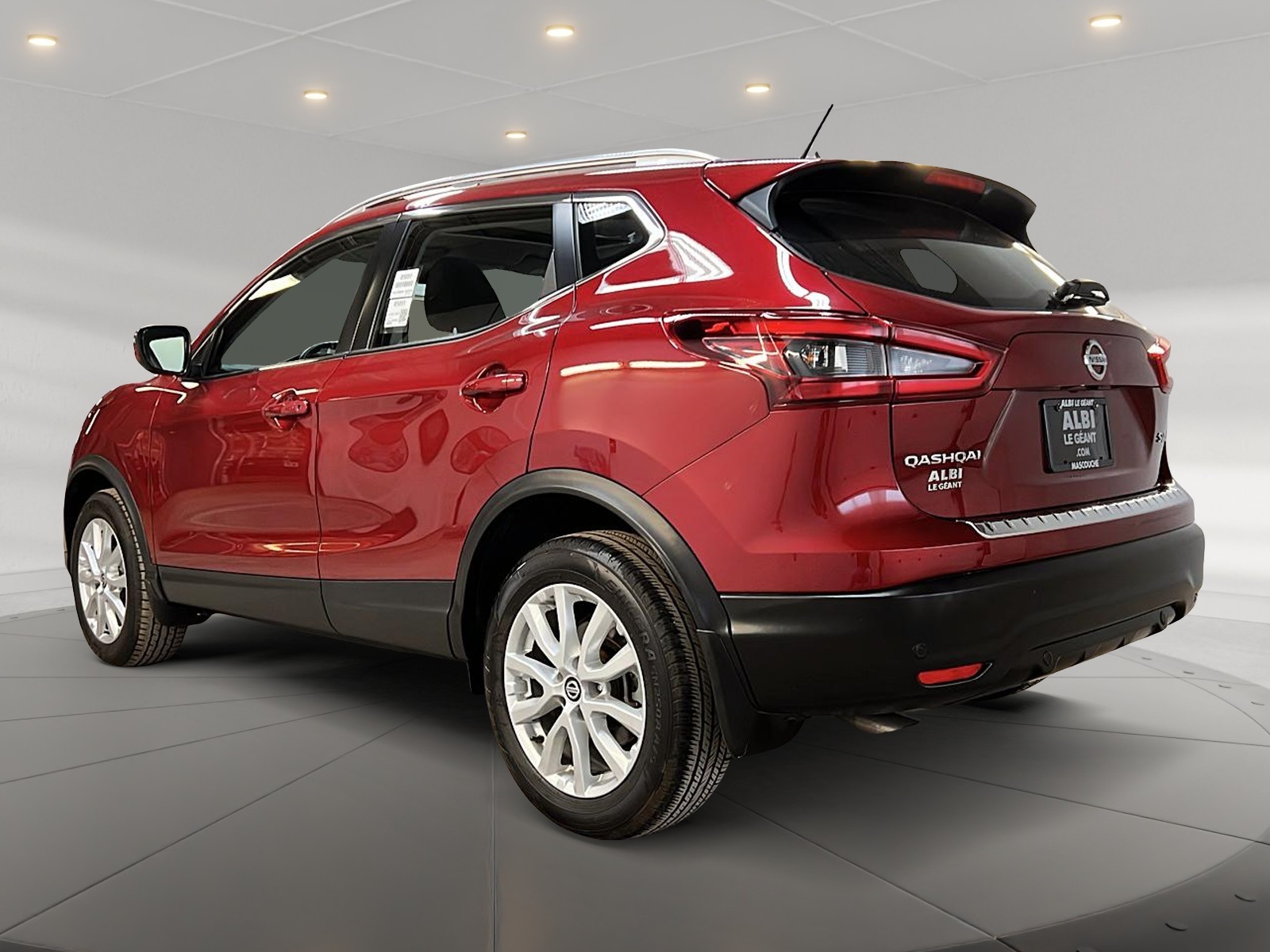 Nissan Qashqai SV TOIT 4RM 2023 - image #6