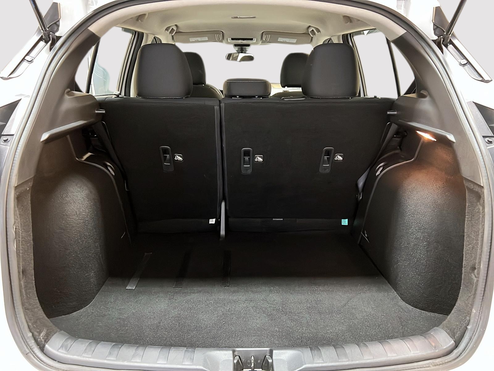 Nissan Kicks SV 2023 - image #12