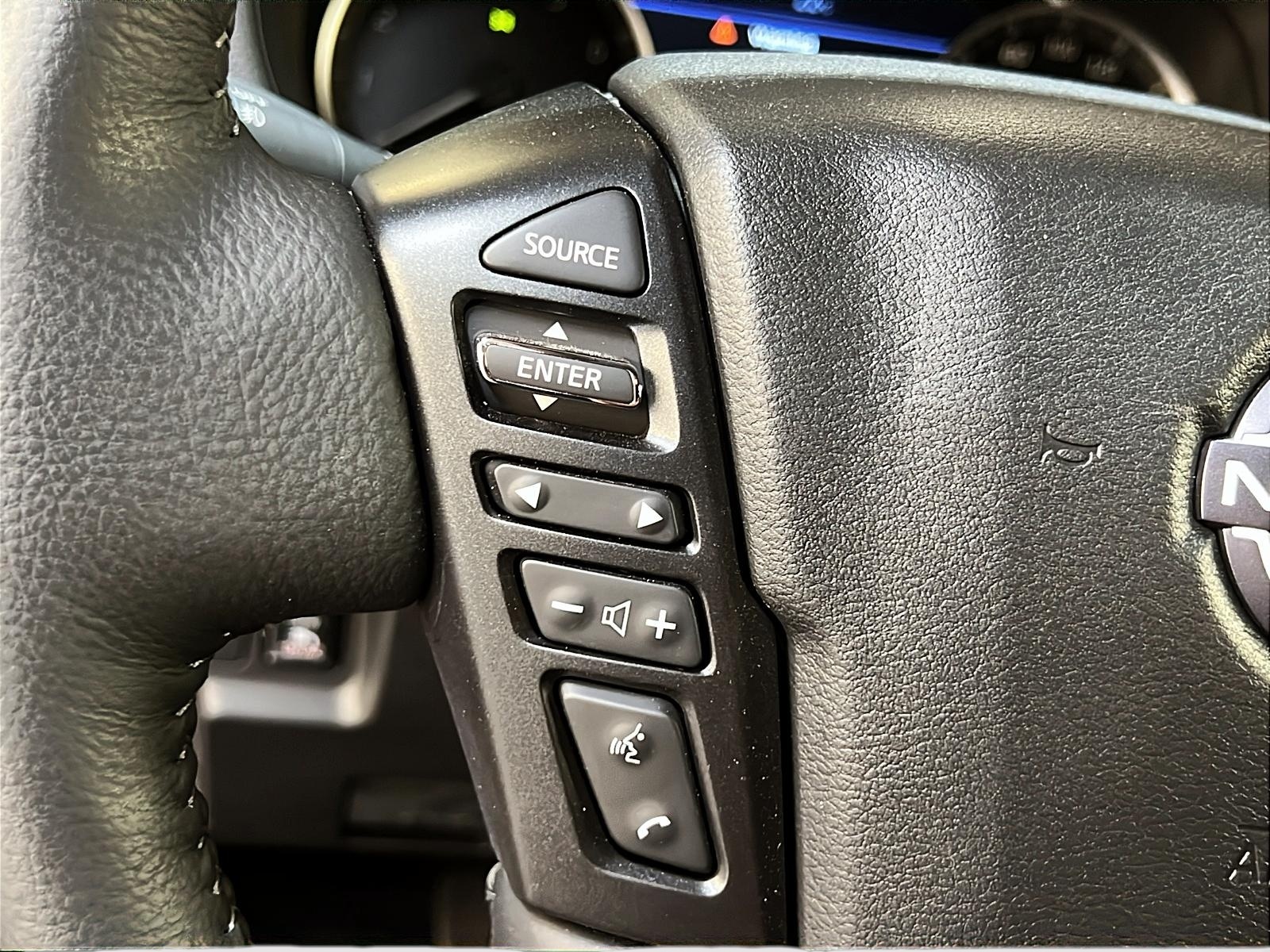 Nissan Frontier HARDBODY EDITION CREW CAB 4X4 2024 - image #20