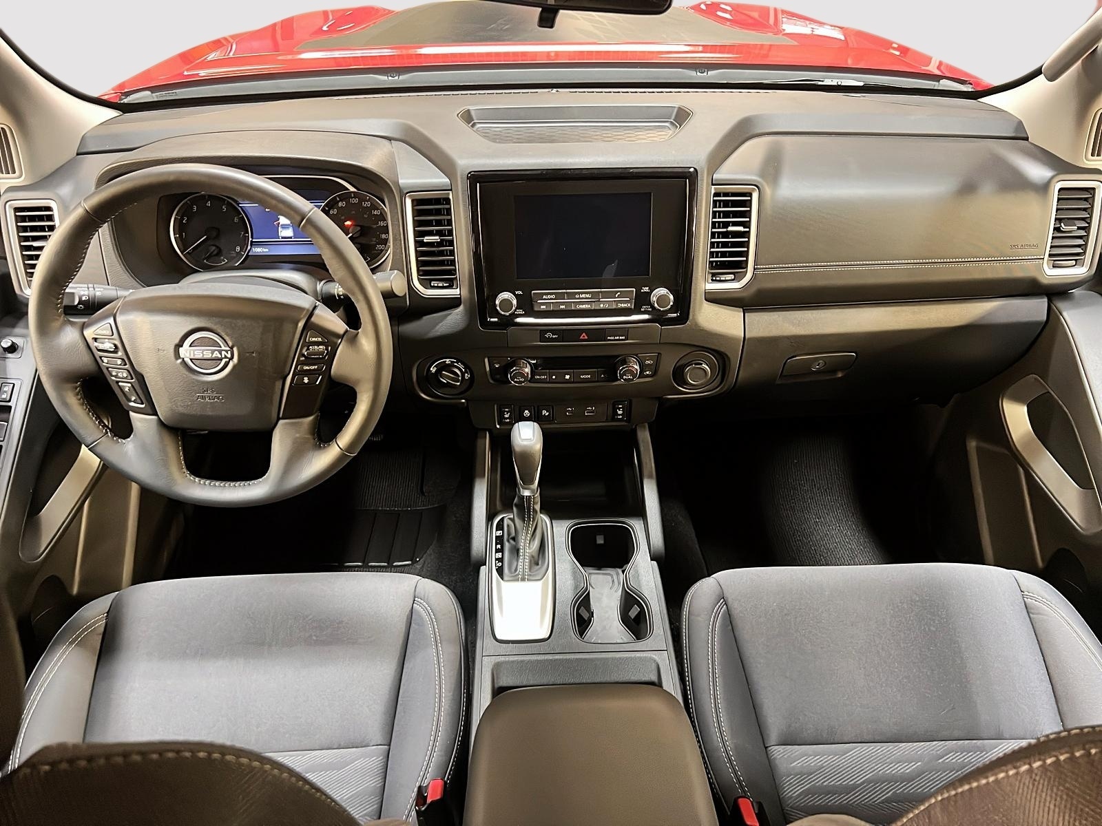 Nissan Frontier HARDBODY EDITION CREW CAB 4X4 2024 - image #10