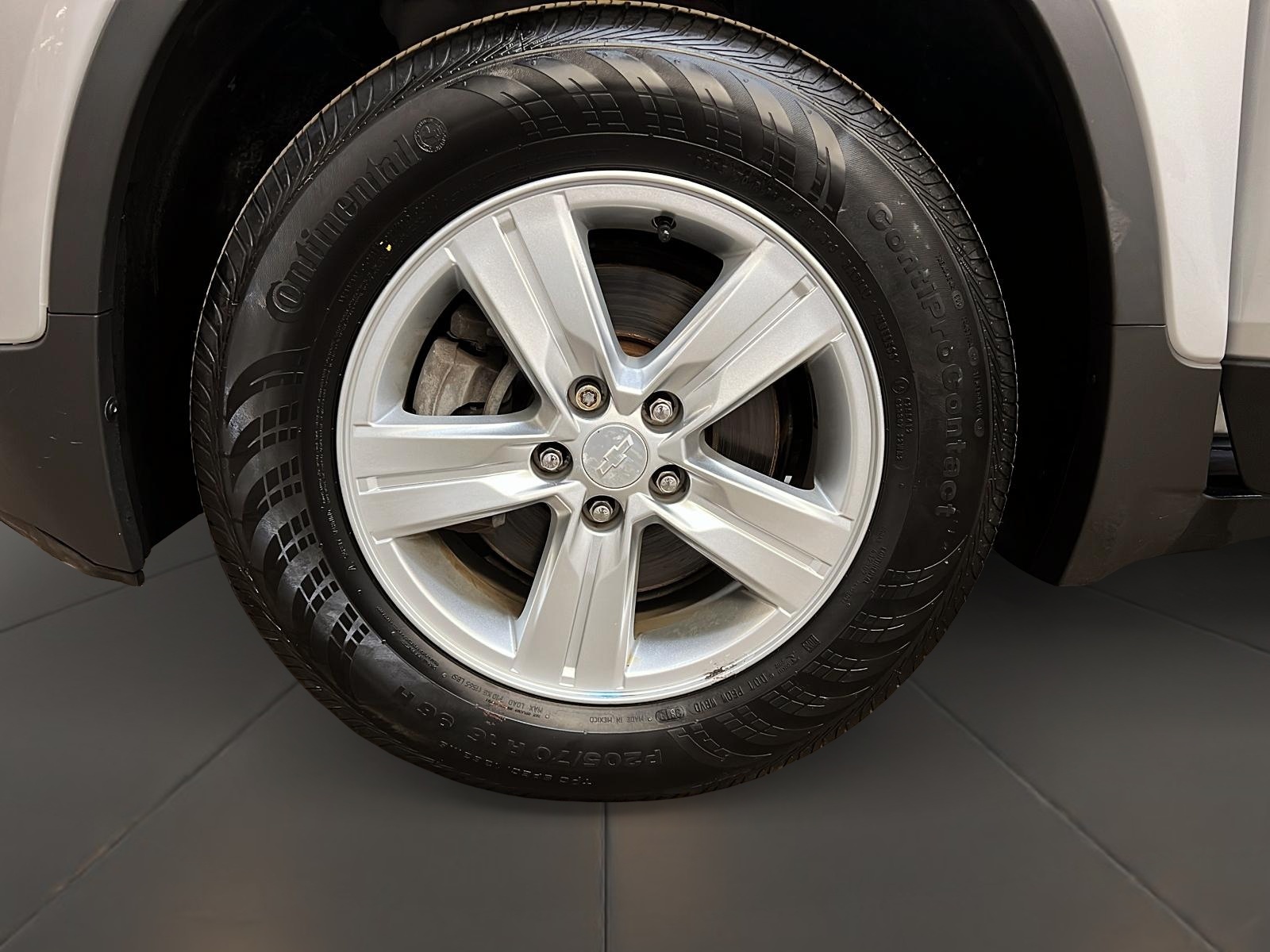Chevrolet Trax LS 2019 - image #23
