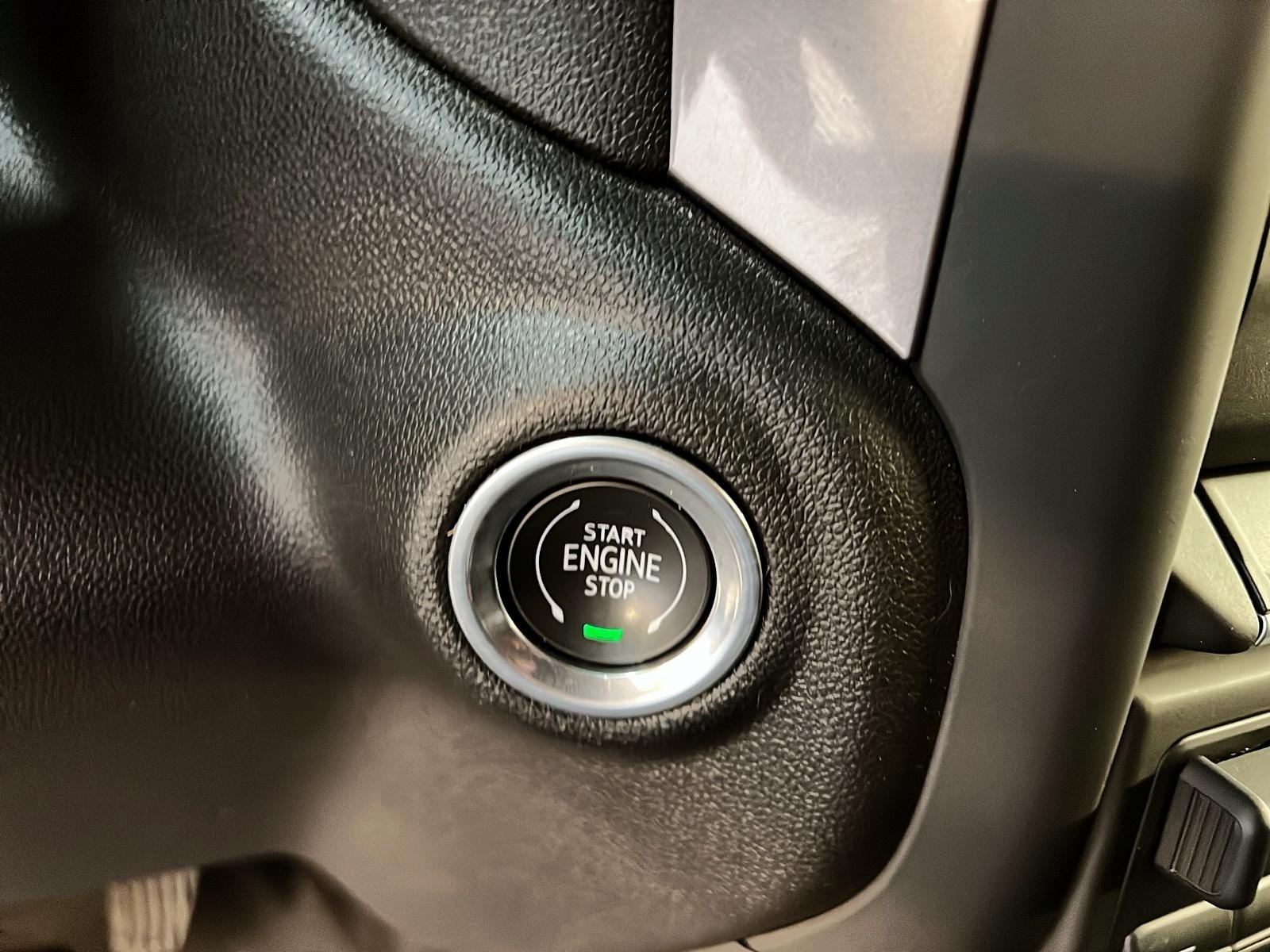 Chevrolet Silverado 1500 CUSTOM CREW CAB 4X4 2023 - image #16