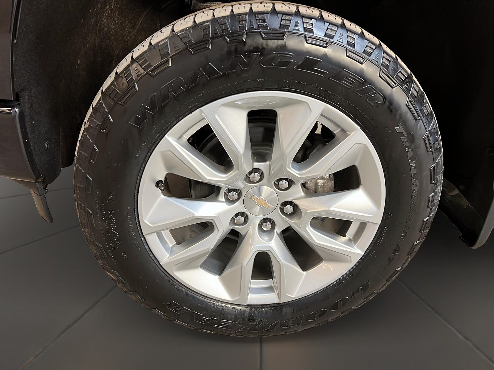 Chevrolet Silverado 1500 CUSTOM CREW CAB 4X4 2023 - image #26