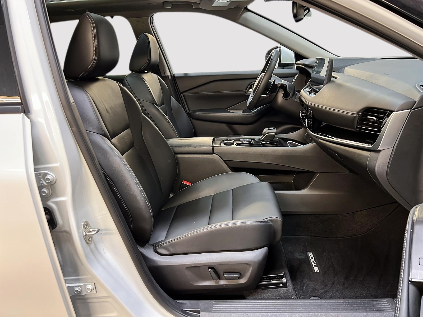 Nissan Rogue SL CUIR TOIT PANO NAV 4RM 2024 — photo 8