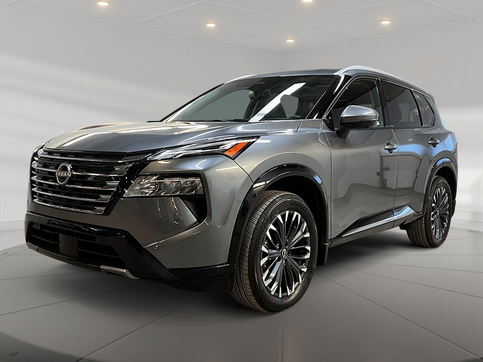 Nissan Rogue 2024 - Image #1