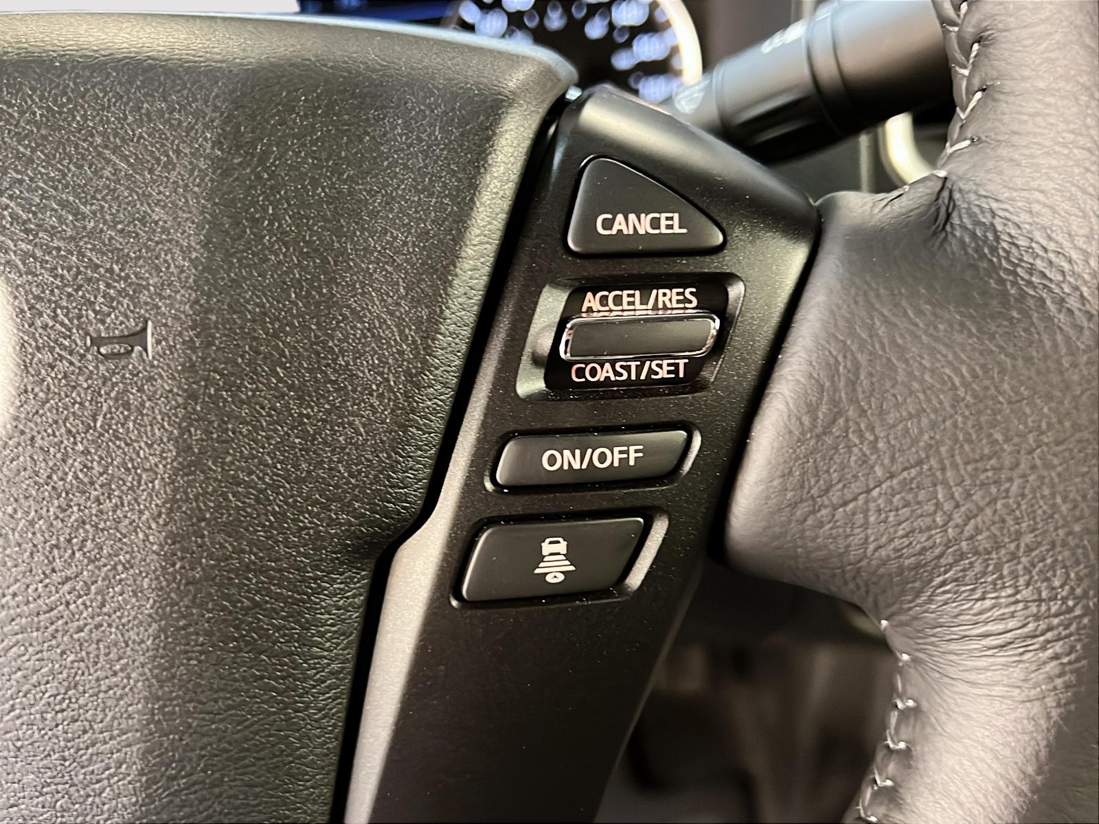 Nissan Frontier HARDBODY EDITION CREW CAB 4X4 2024 - image #19