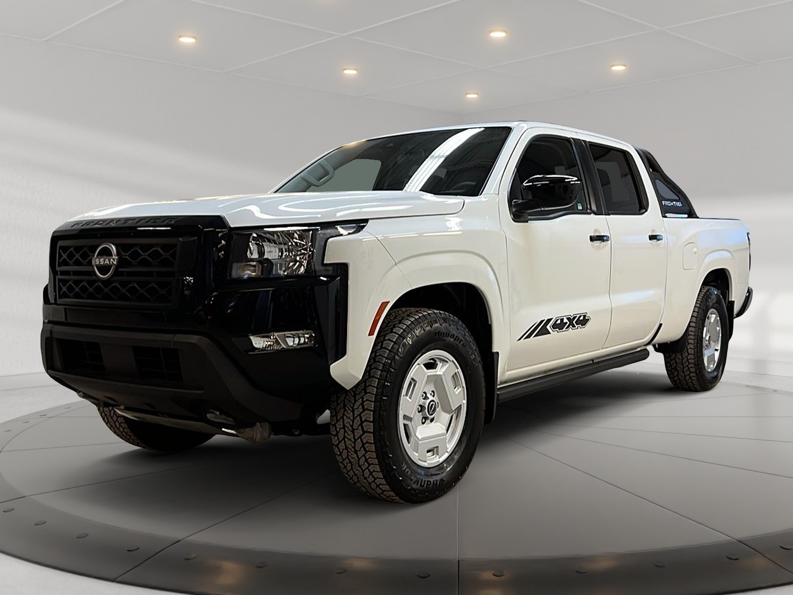 Nissan Frontier 2024 - Image #1