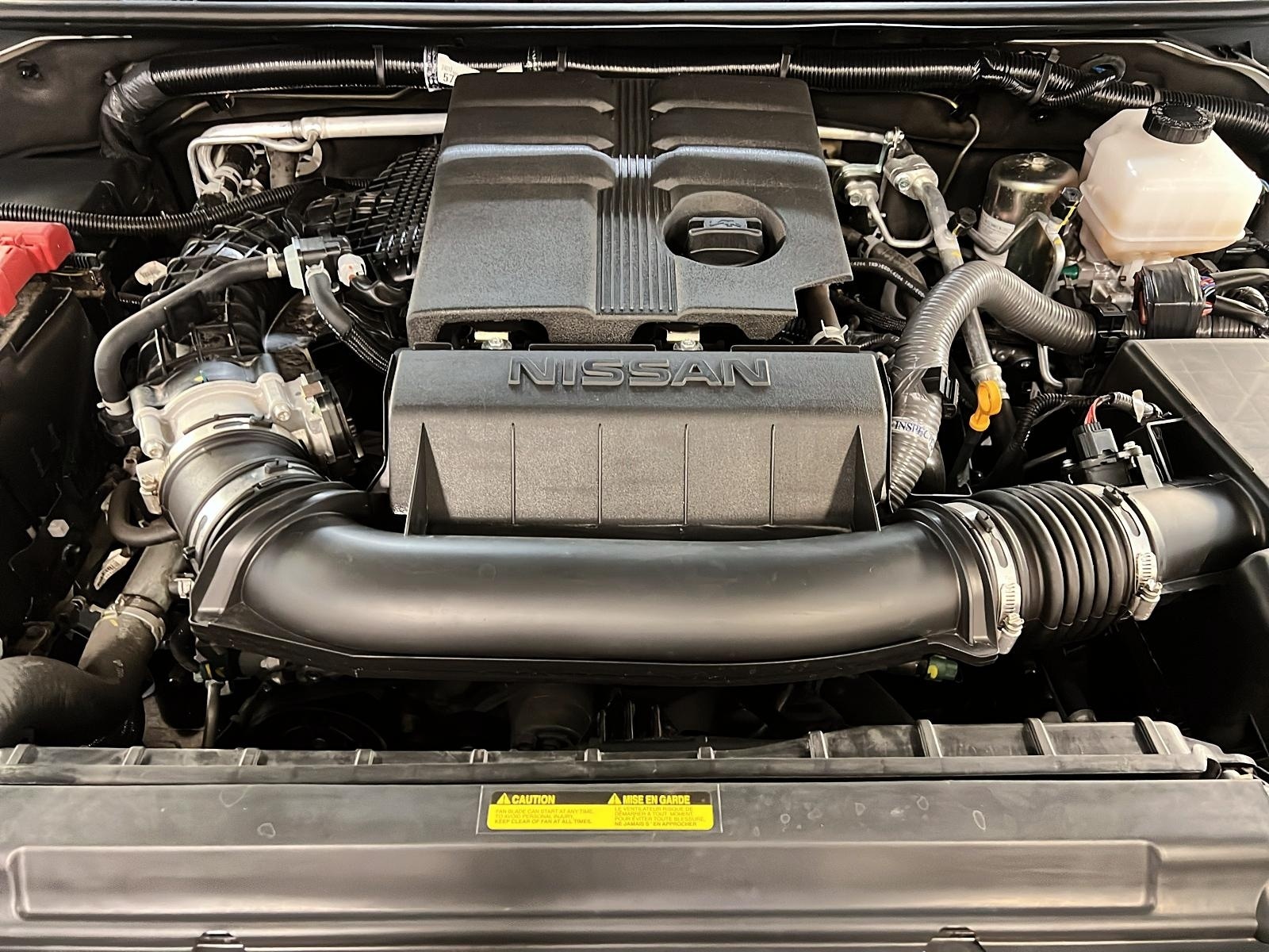Nissan Frontier HARDBODY EDITION CREW CAB 4X4 2024 - image #11