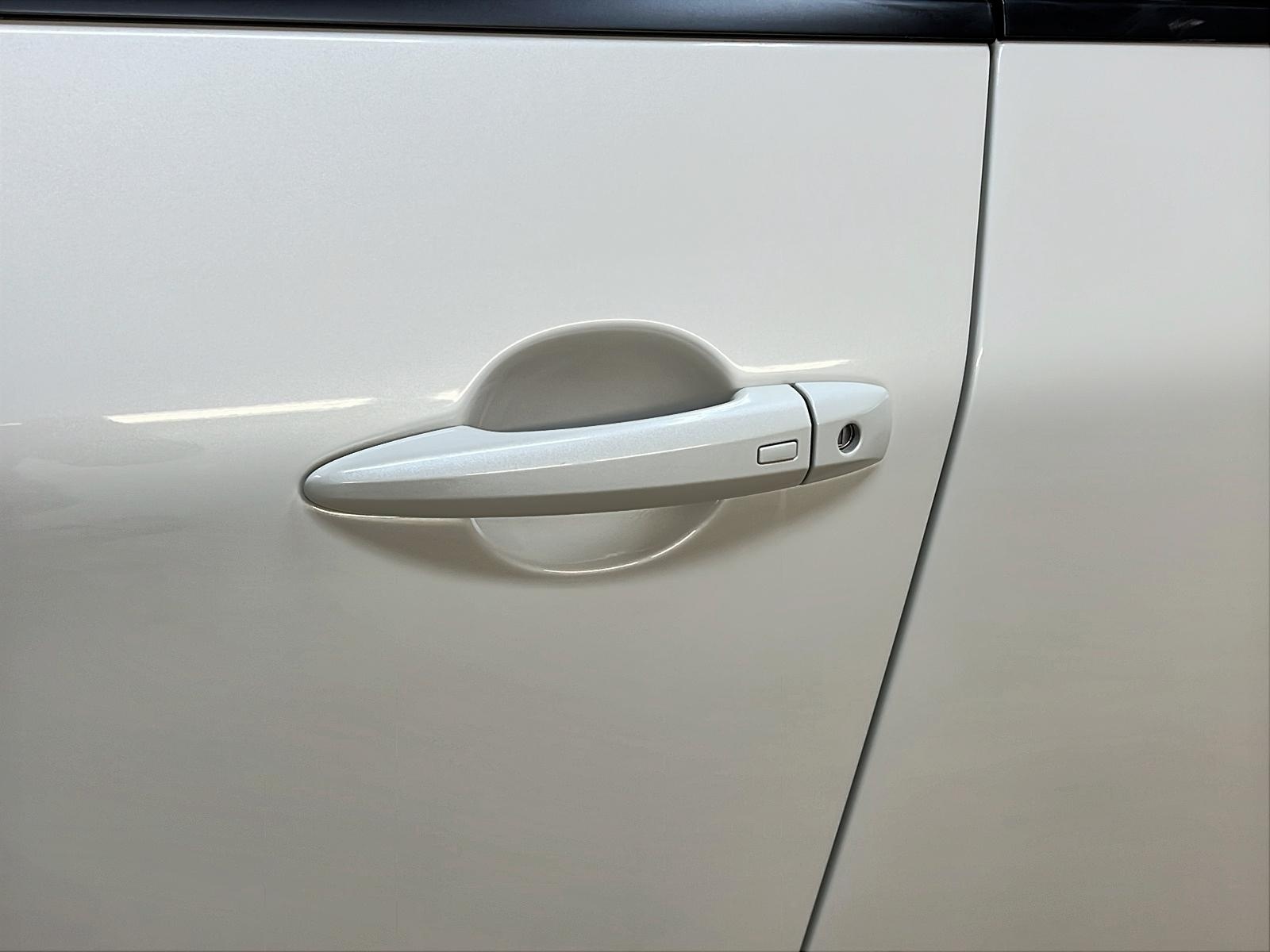 Nissan Rogue SL CUIR TOIT PANO NAV 4RM 2023 - image #28