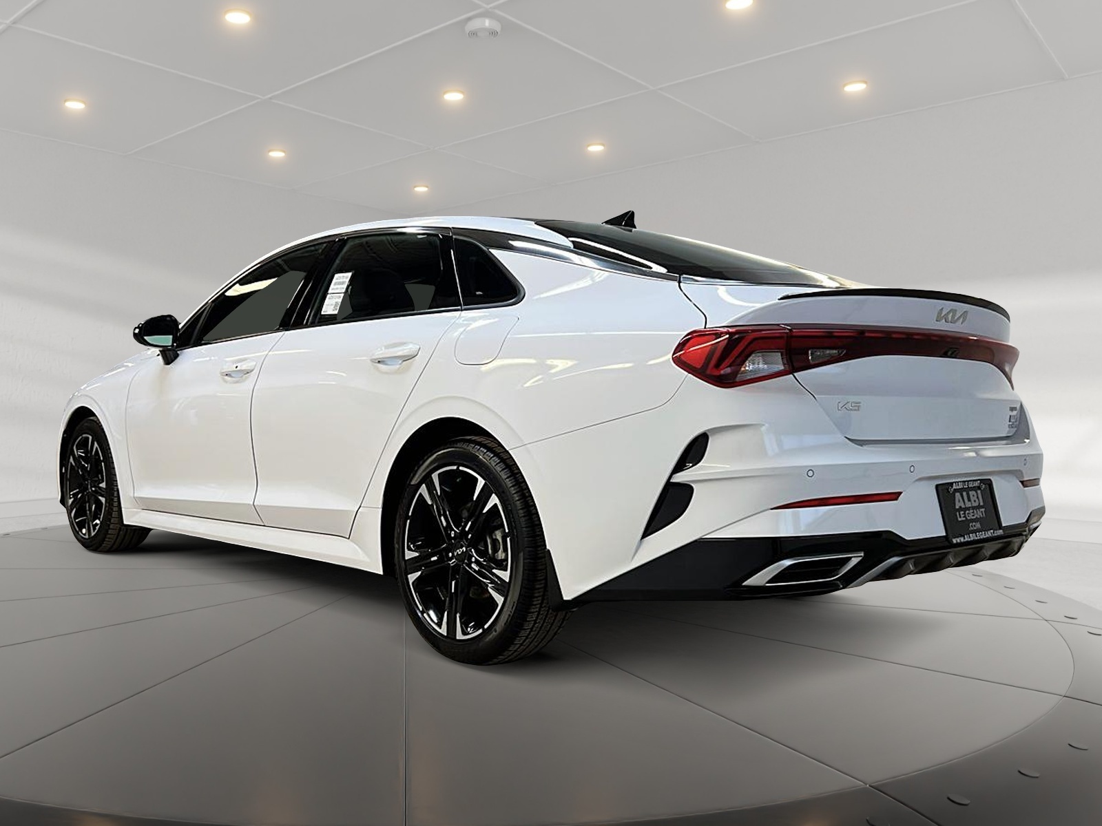Kia K5 GT LINE CUIR TOIT PANO NAV 2023 - image #6