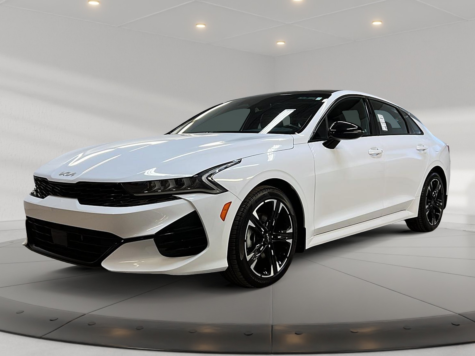 Kia K5 2023 - Image #1