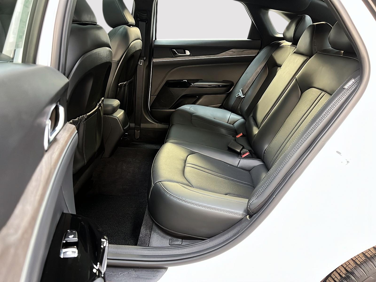Kia K5 GT LINE CUIR TOIT PANO NAV 2023 - image #9