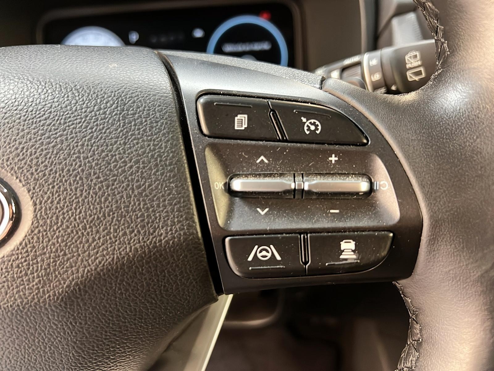 Hyundai Kona EV ULTIMATE CUIR TOIT NAV 2023 - image #20