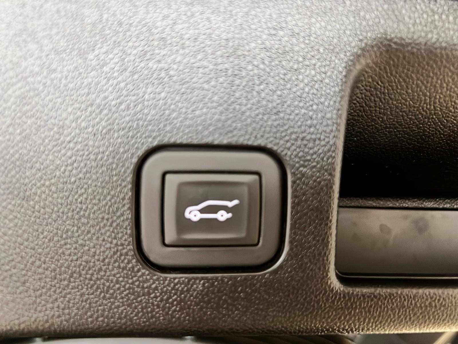 Chevrolet Equinox EV 2RS NAV 2025 - image #14