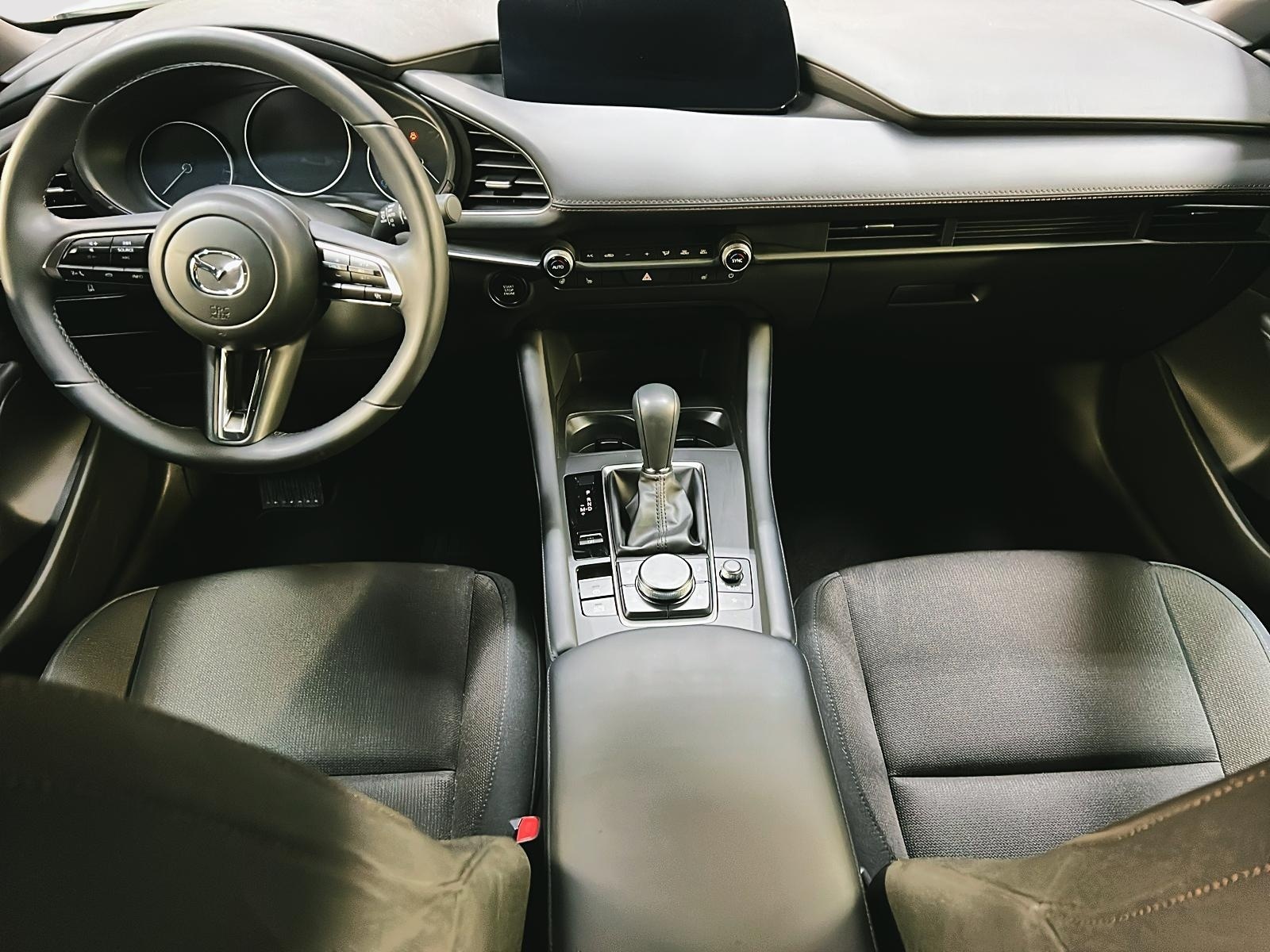 Mazda Mazda3 Sport 2025 - Image #10