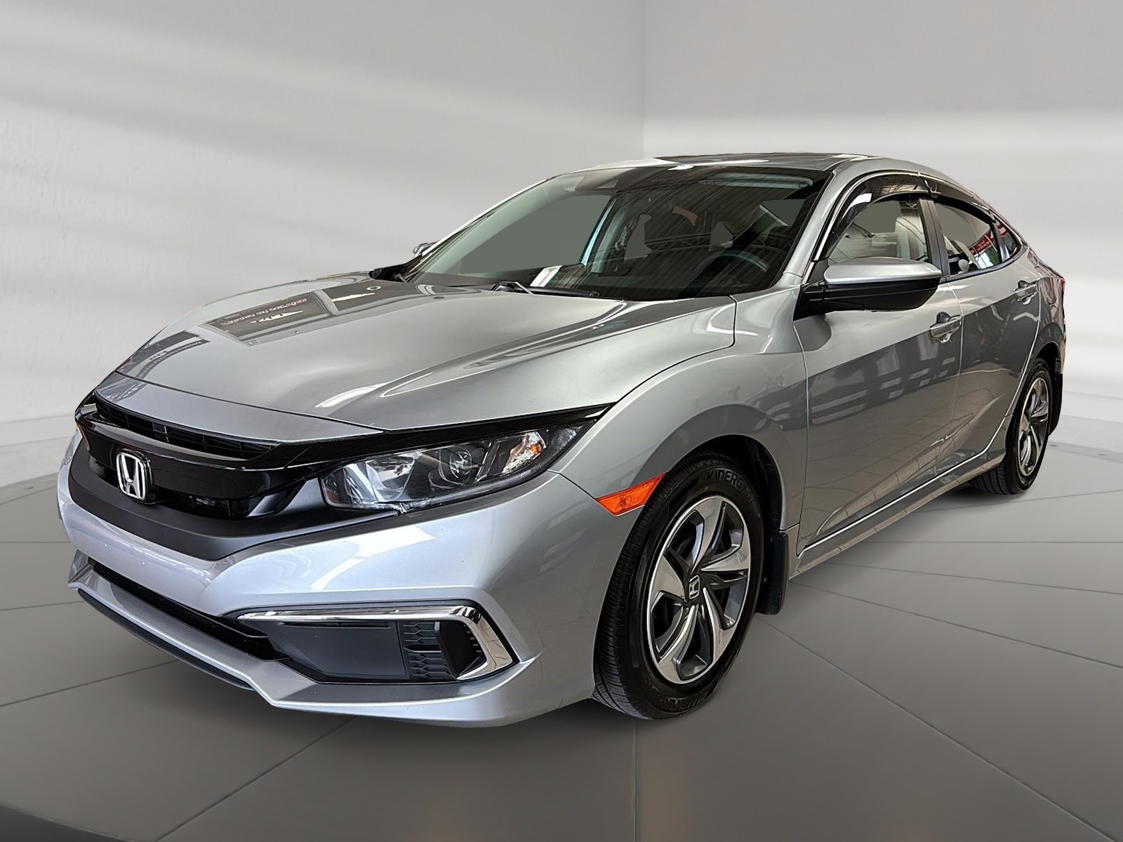 Honda Civic 2020 - Image #1