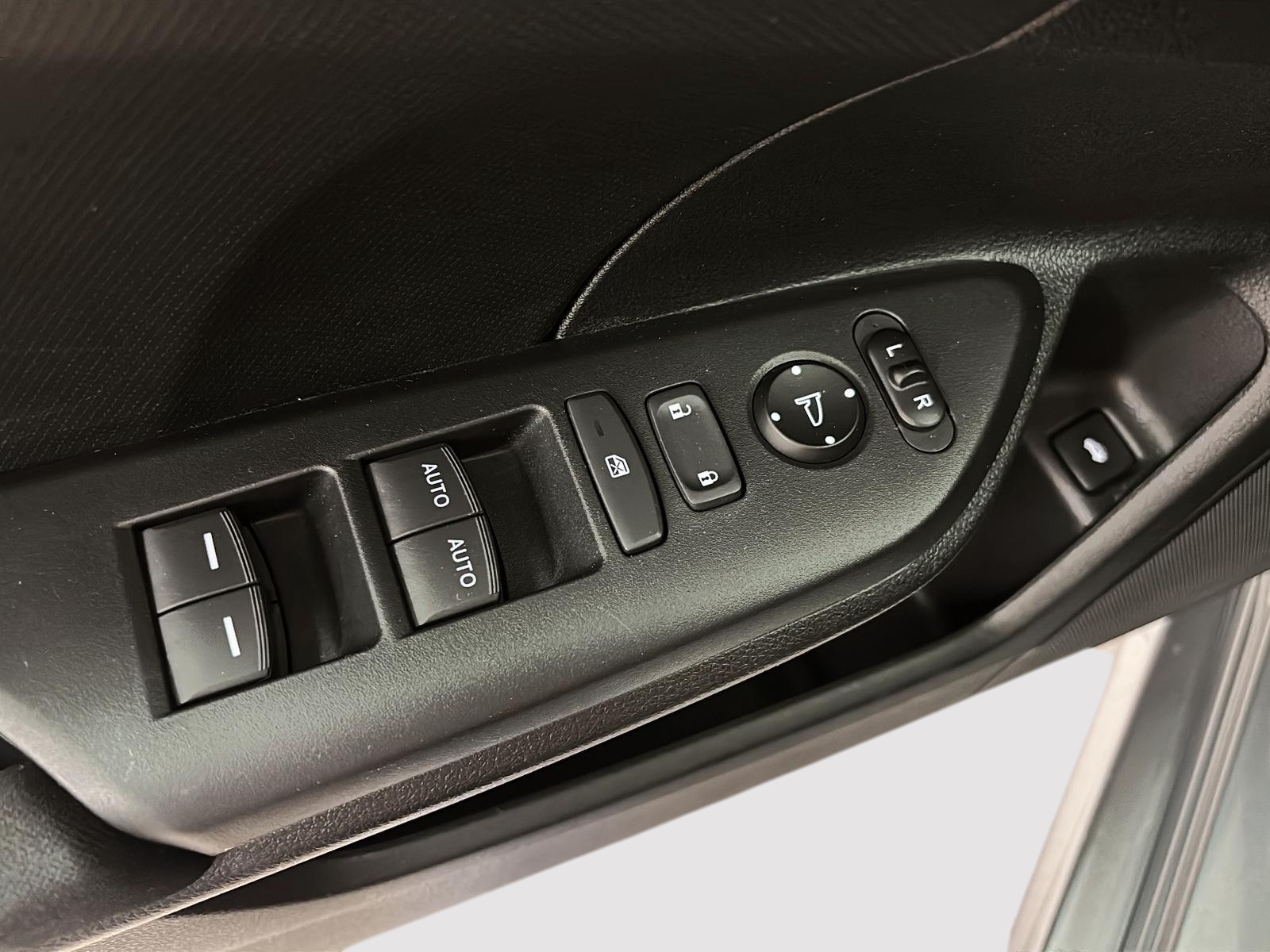 Honda Civic LX 2020 - image #20
