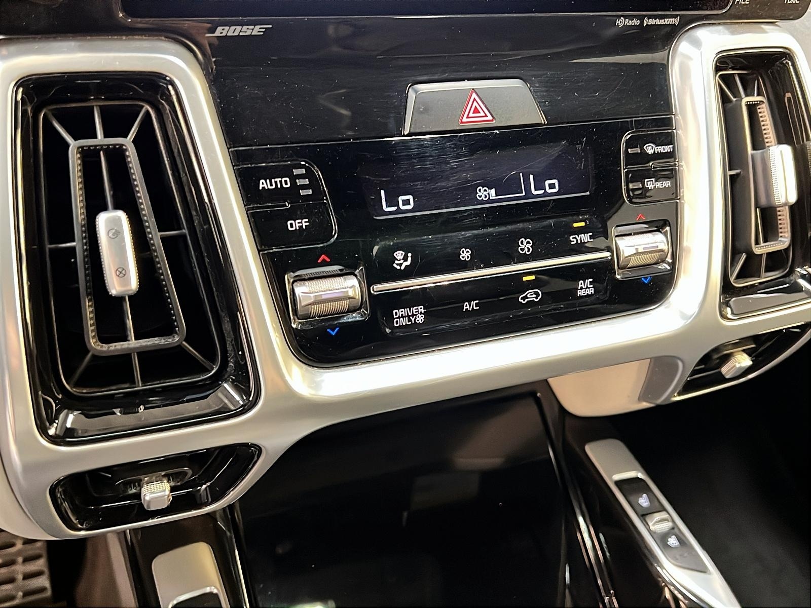 Kia Sorento SX PHEV CUIR TOIT PANO NAV 4RM 2022 - image #17