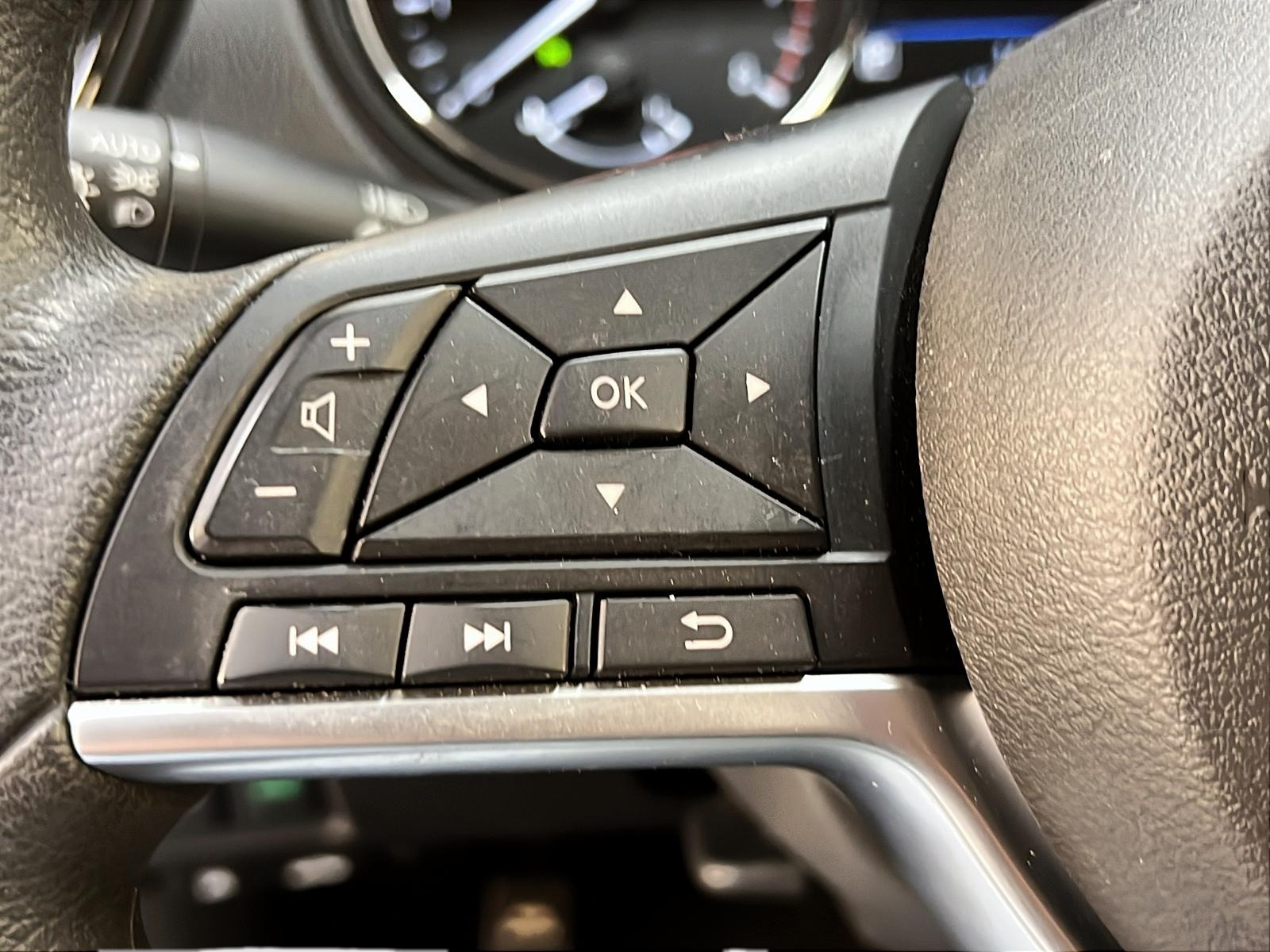 Nissan Qashqai S 2023 - image #17