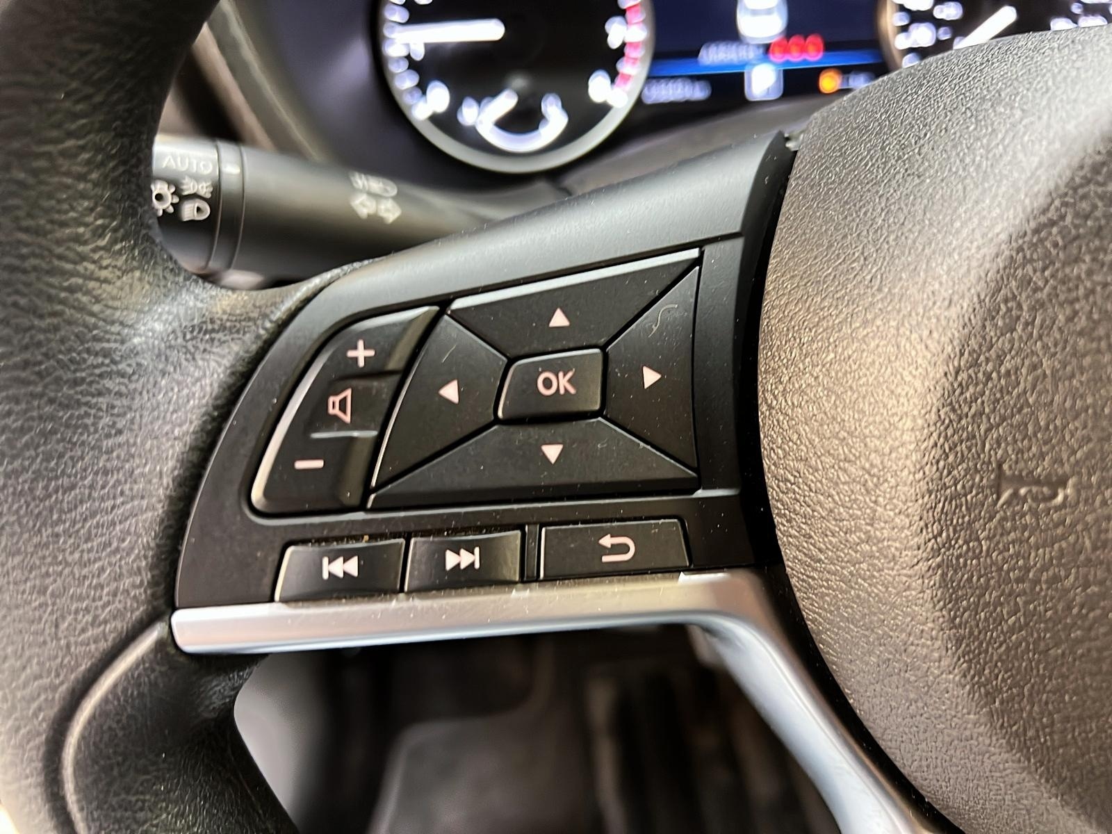 Nissan Sentra SV TOIT 2024 - image #20