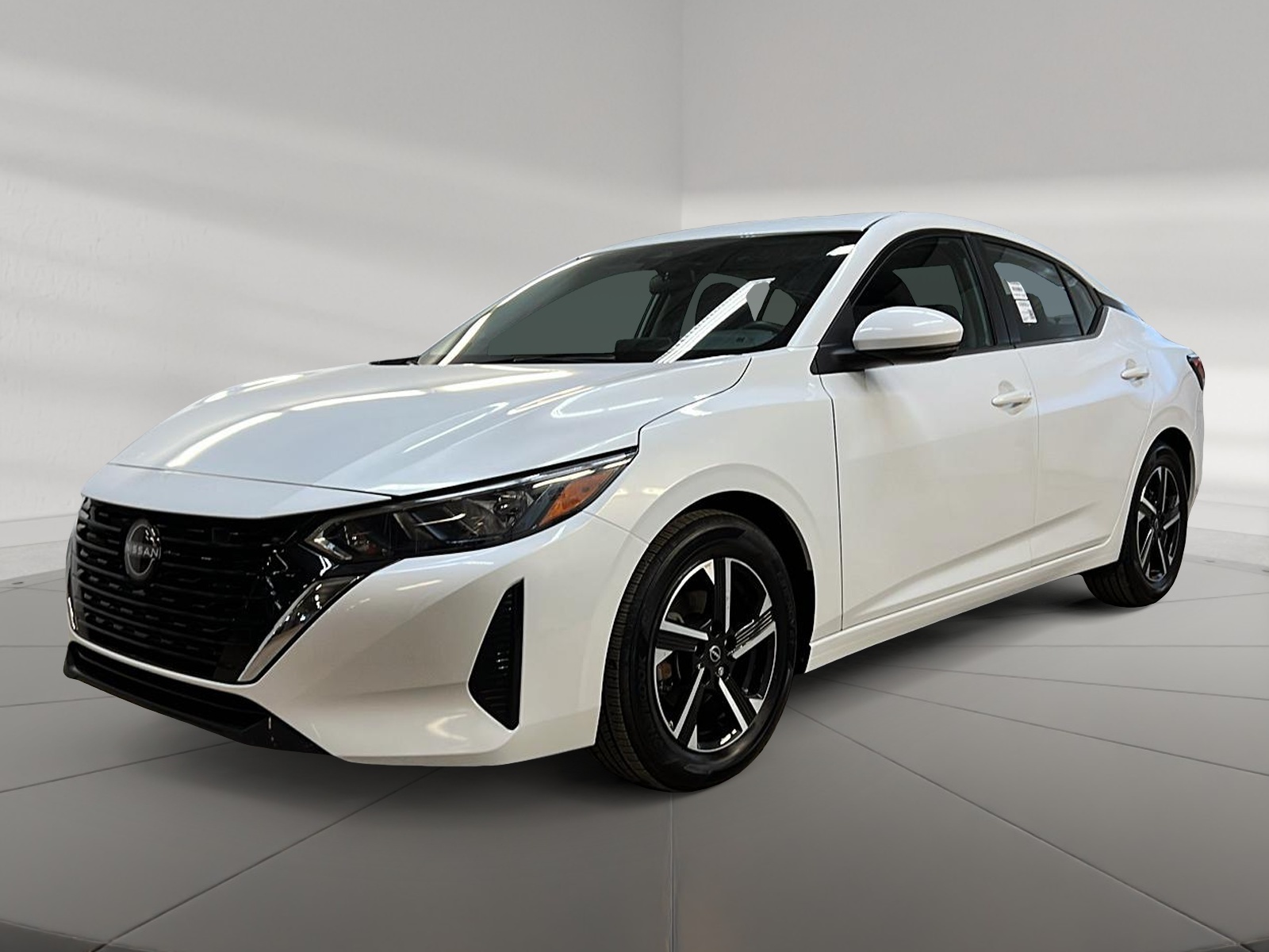 Nissan Sentra SV TOIT 2024 - image #1