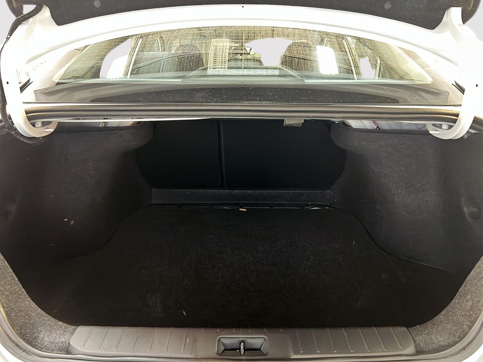 Nissan Sentra SV TOIT 2024 - image #13