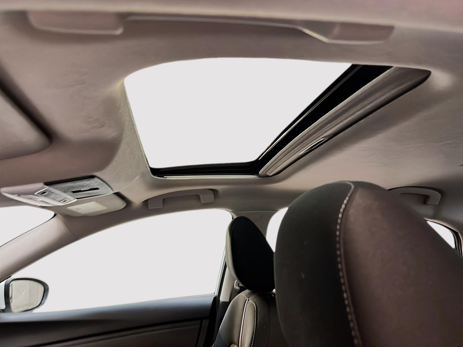 Nissan Sentra SV TOIT 2024 - image #10