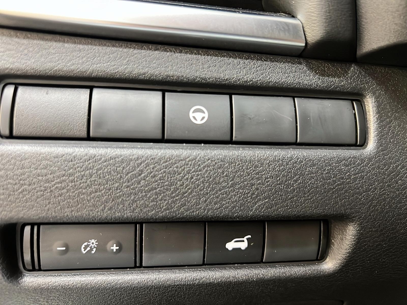 Nissan Rogue SV PREMIUM CUIR TOIT PANO 4RM 2021 - image #23