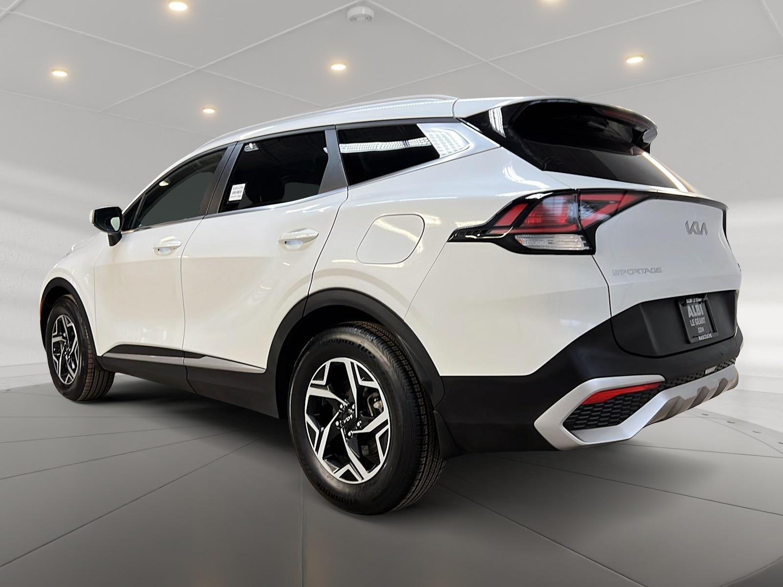 Kia Sportage LX 2023 - image #6