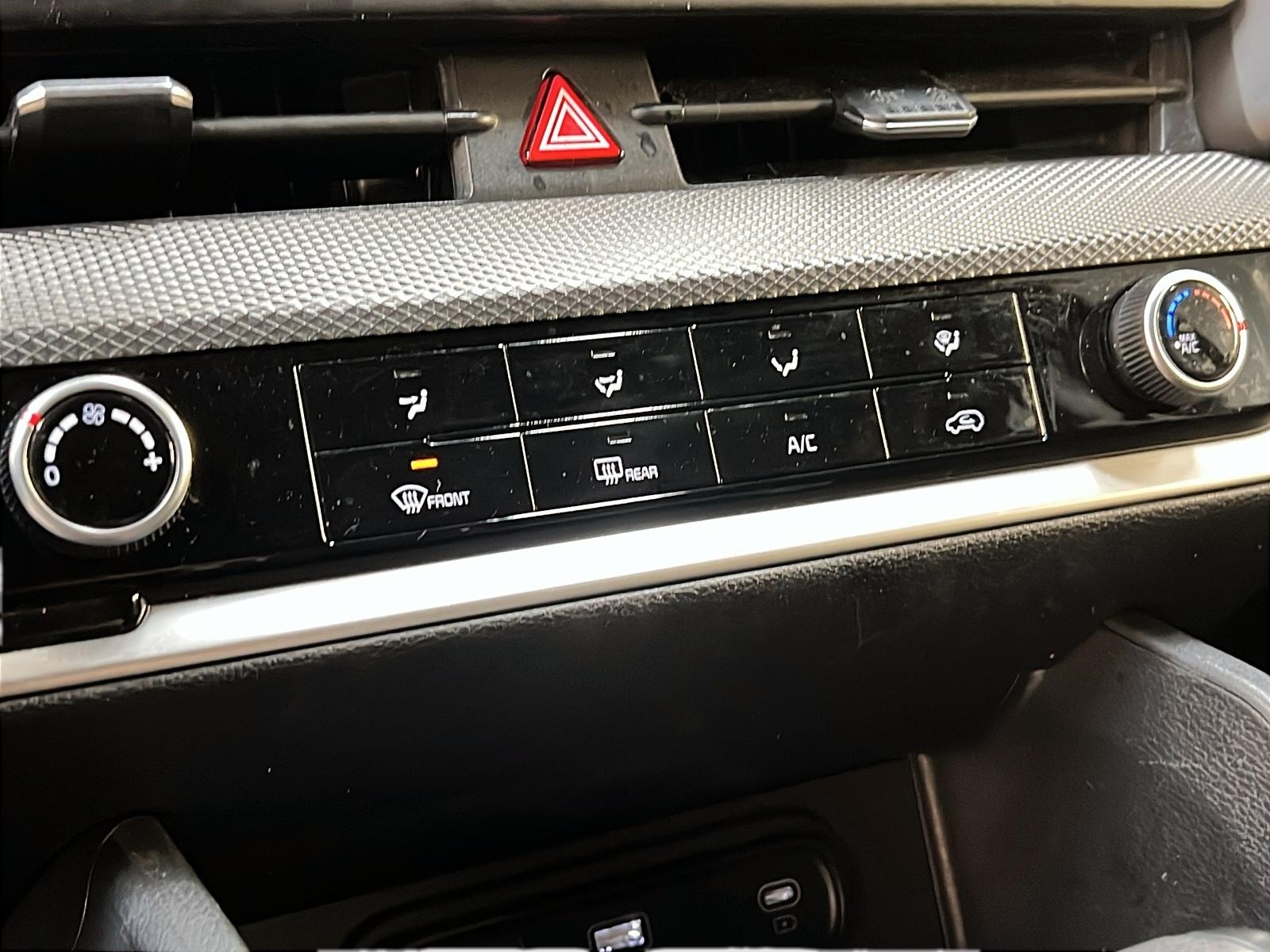 Kia Sportage LX 4RM 2023 - image #14