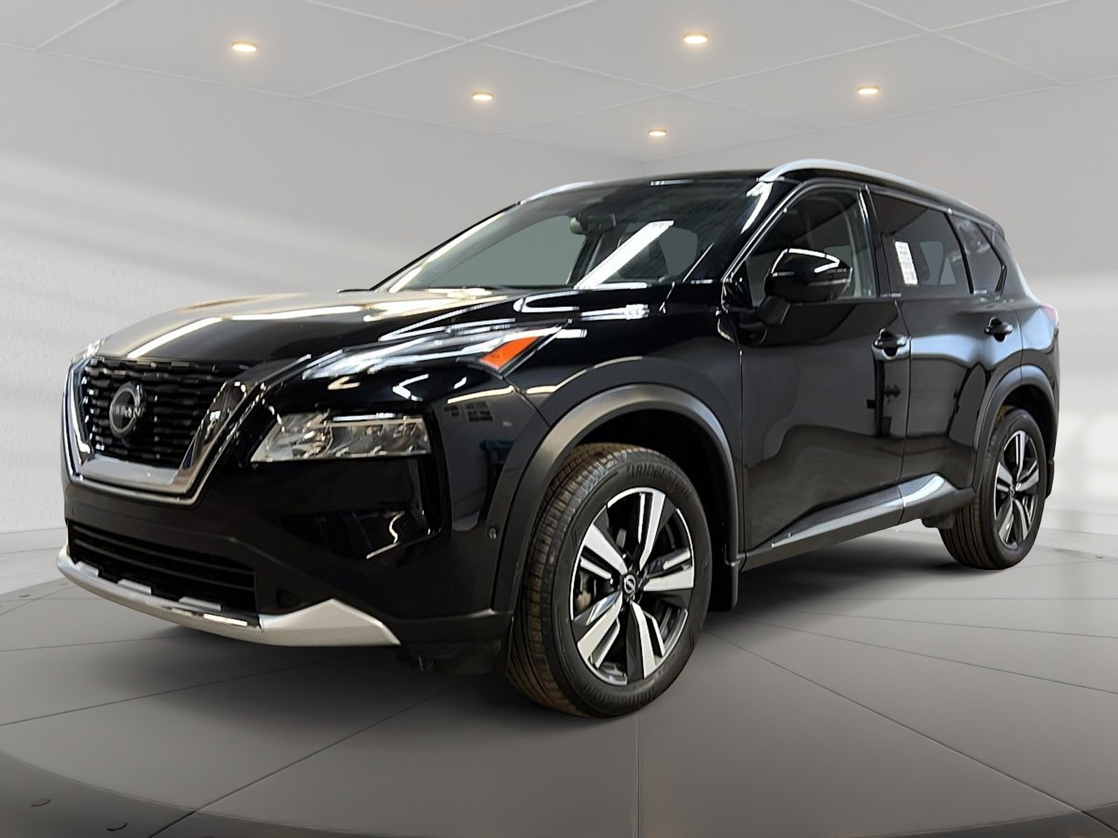 Nissan Rogue PLATINUM CUIR TOIT PANO NAV 4RM 2023 - image #1