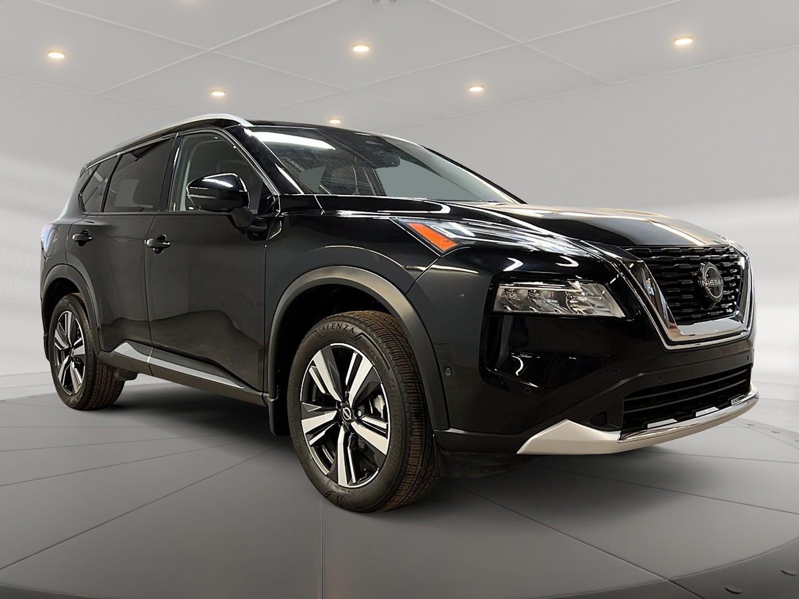 Nissan Rogue PLATINUM CUIR TOIT PANO NAV 4RM 2023 - image #3