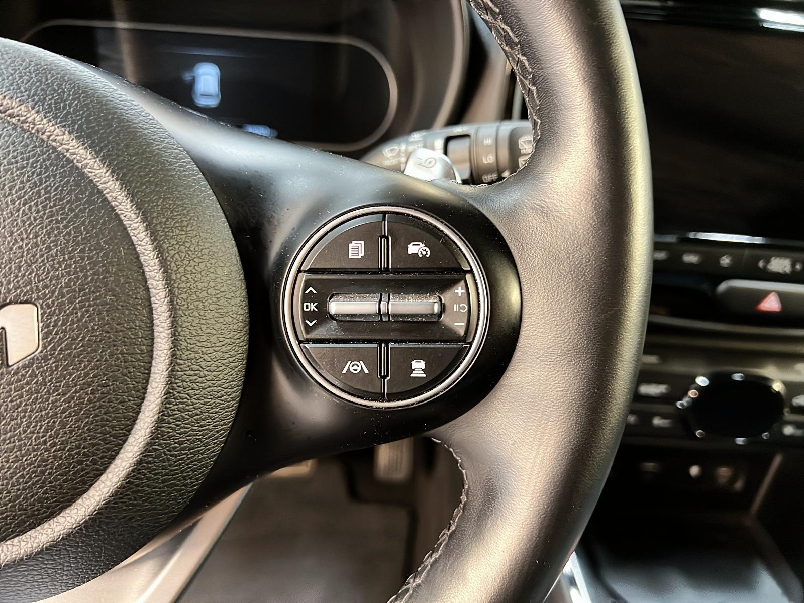 Kia Soul EV PREMIUM 2023 - image #20