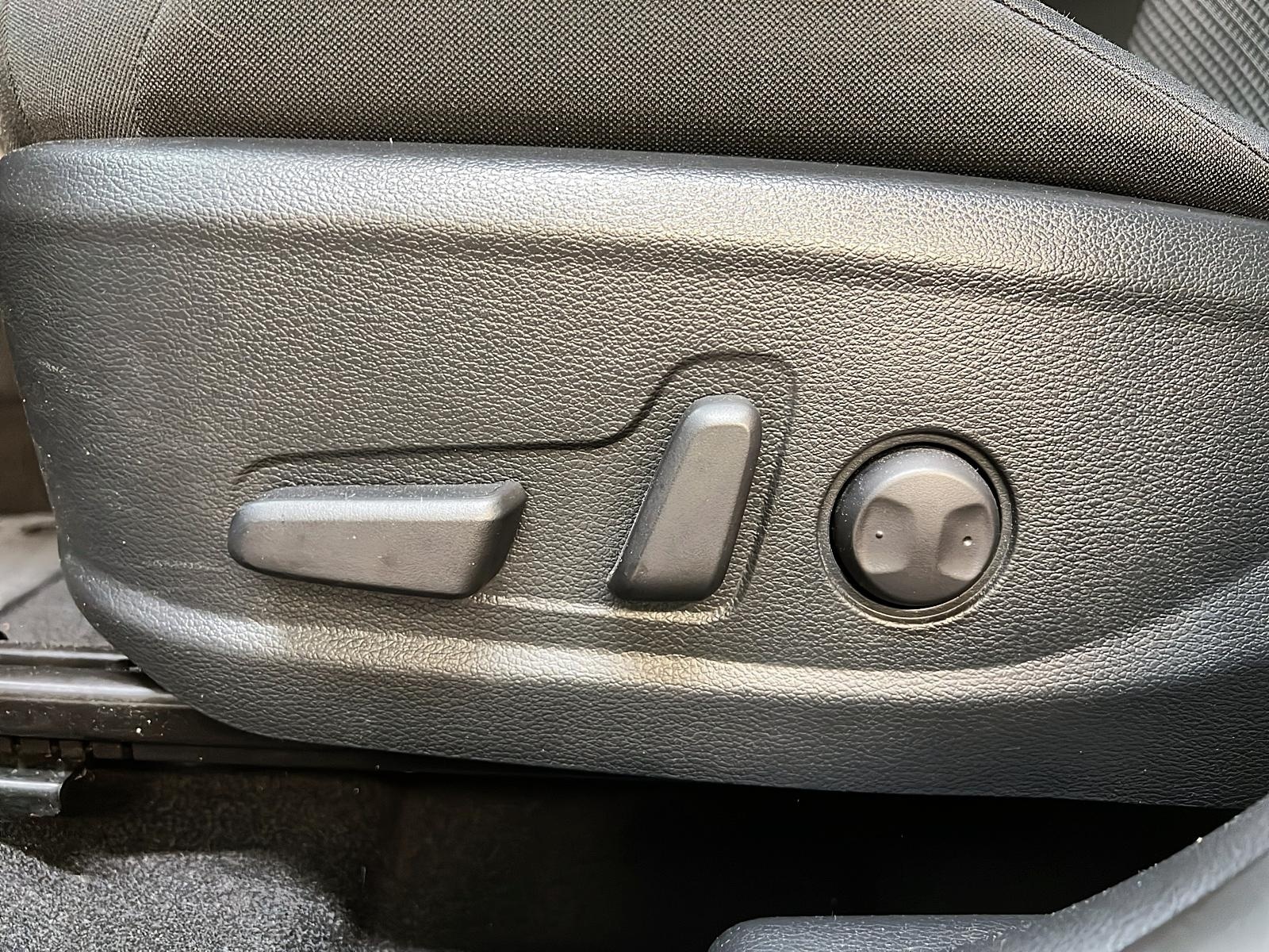Kia Soul EV PREMIUM 2023 - image #25