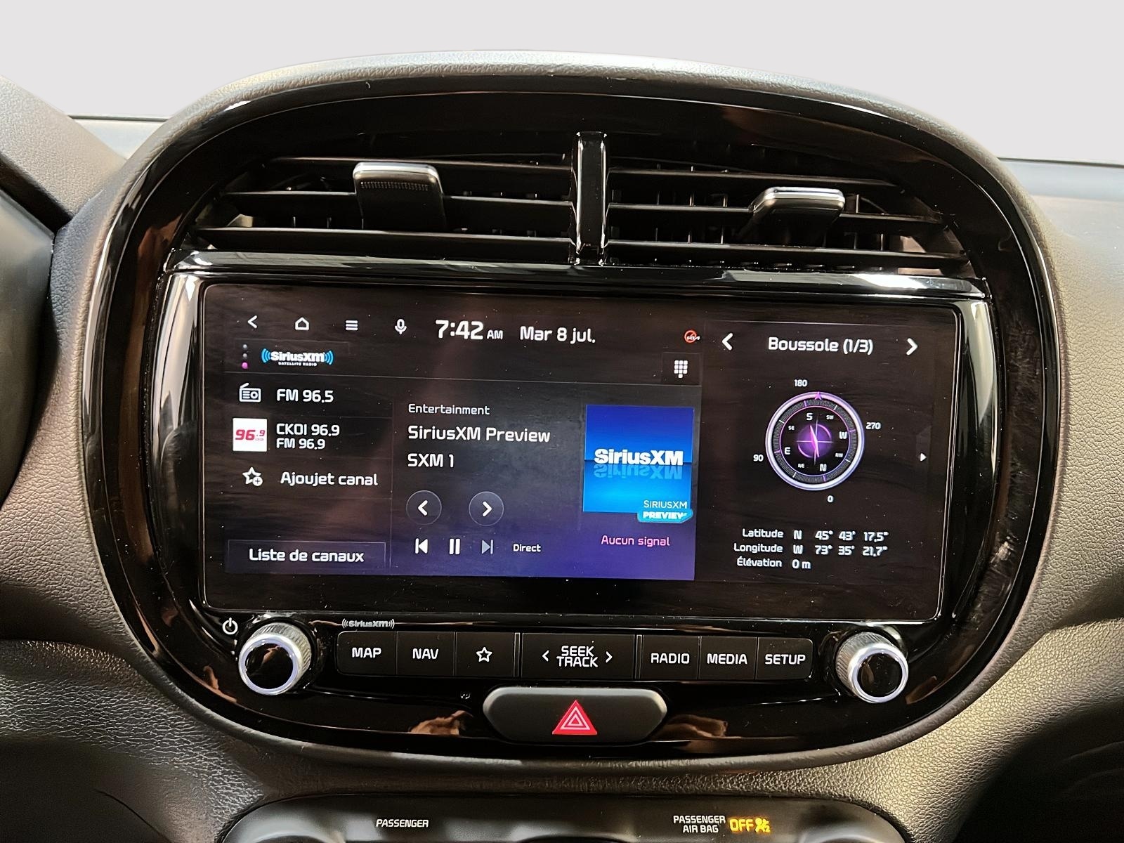 Kia Soul EV PREMIUM 2023 - image #17