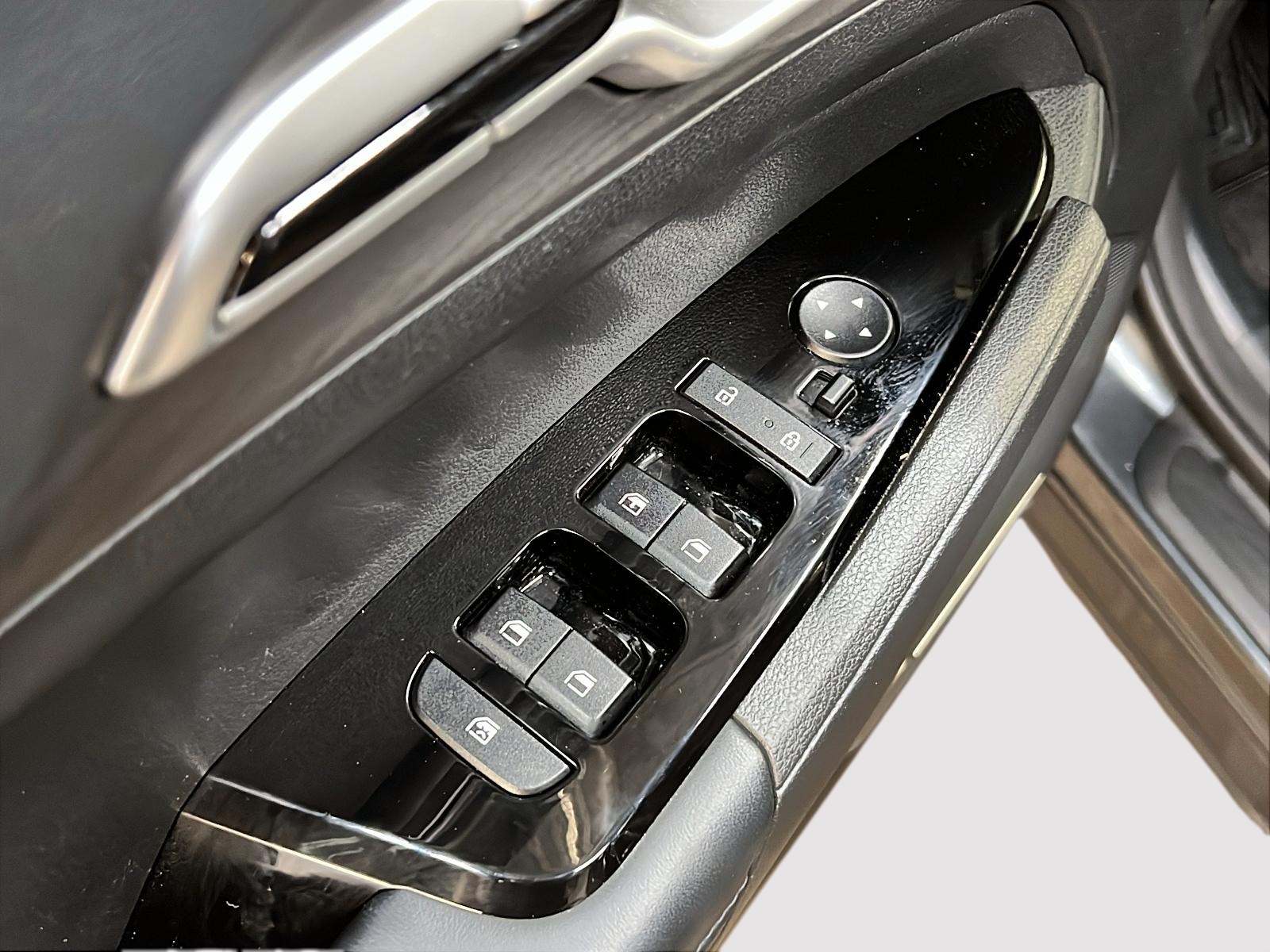 Kia Sportage X-LINE CUIR 4RM 2024 - image #22