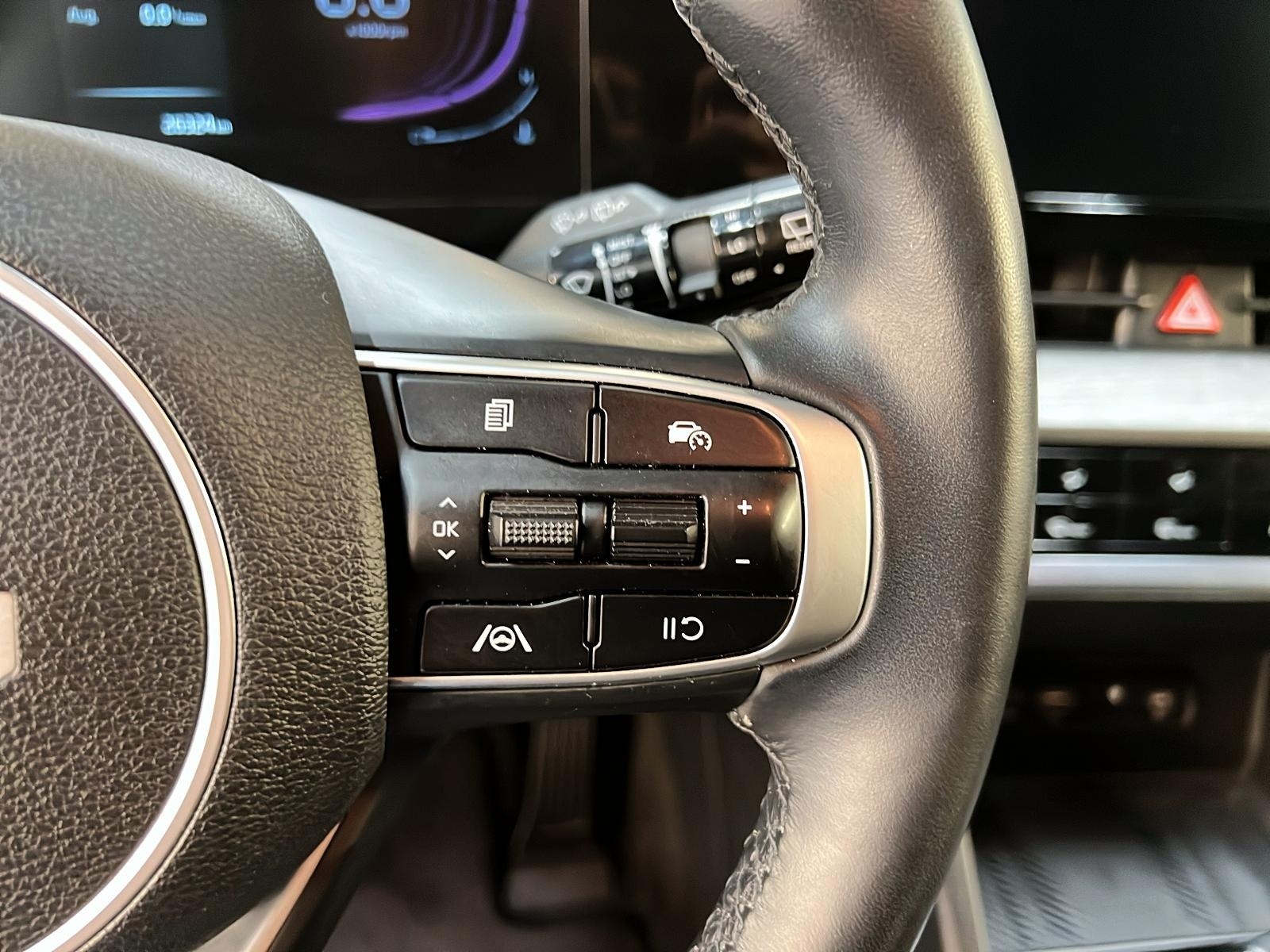Kia Sportage X-LINE CUIR 4RM 2024 - image #19