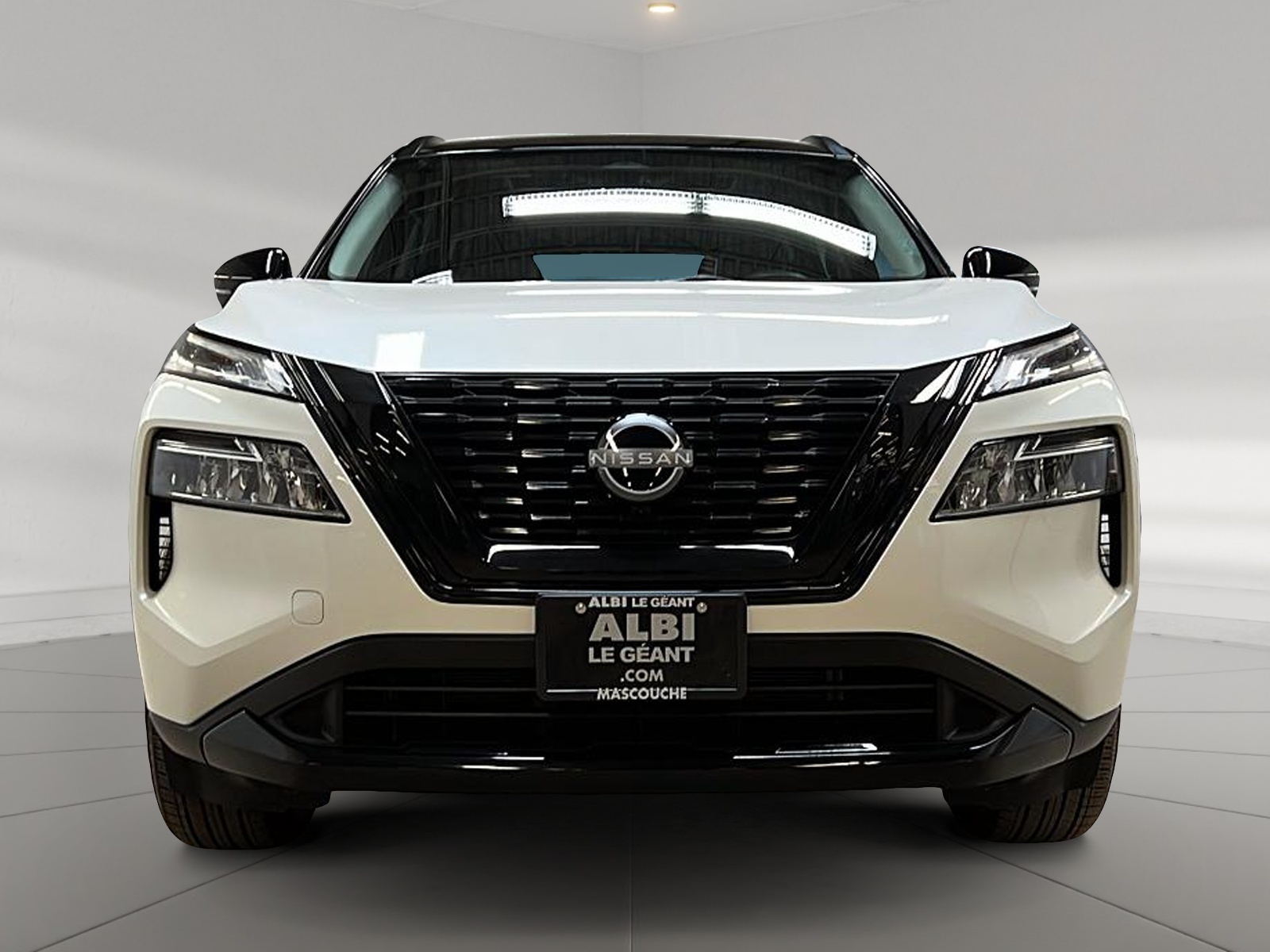 Nissan Rogue SV MIDNIGHT CUIR TOIT PANO 4RM 2023 - image #2