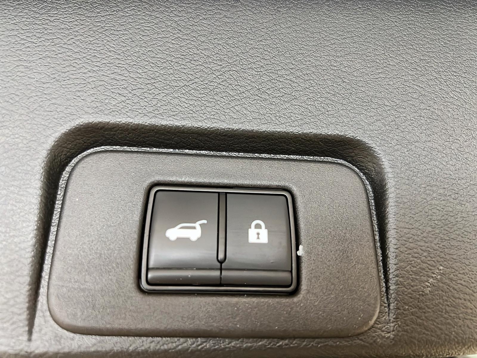 Nissan Rogue SV MIDNIGHT CUIR TOIT PANO 4RM 2023 - image #15