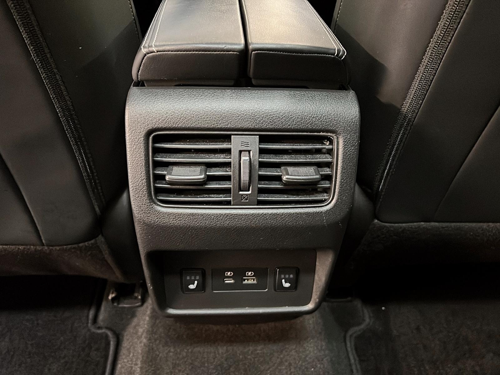 Nissan Rogue SV MIDNIGHT CUIR TOIT PANO 4RM 2023 - image #11